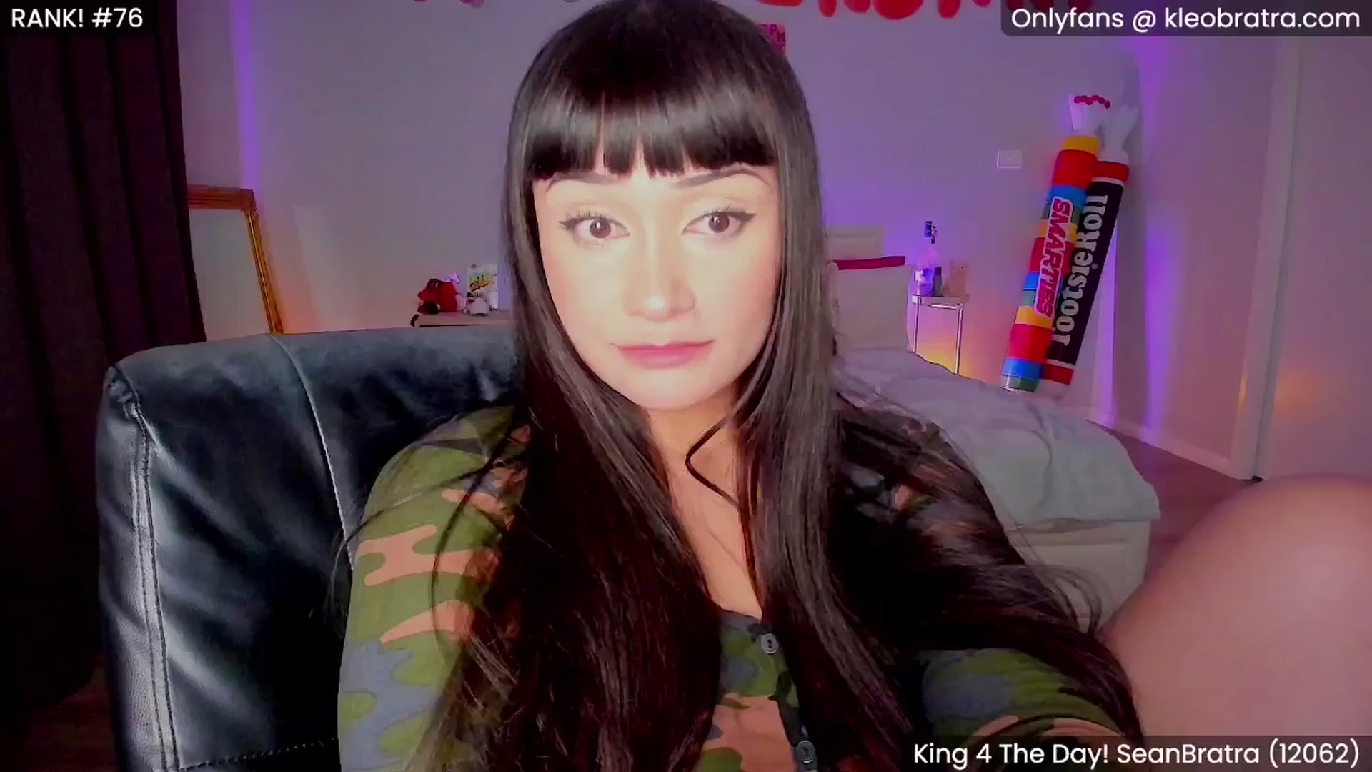 Gallery image thumbnail from KleoBratra's myfreecams stream on, 05/27/2025, 13:36 image 8 of 20