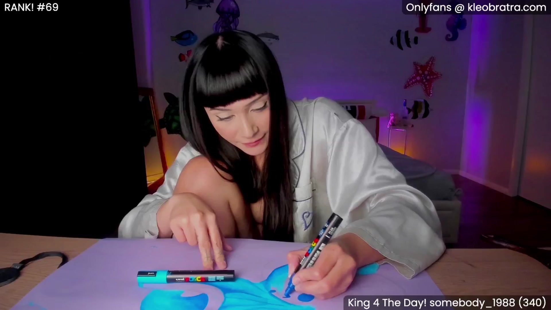Gallery image thumbnail from KleoBratra's myfreecams stream on, 06/04/2025, 10:07 image 9 of 20