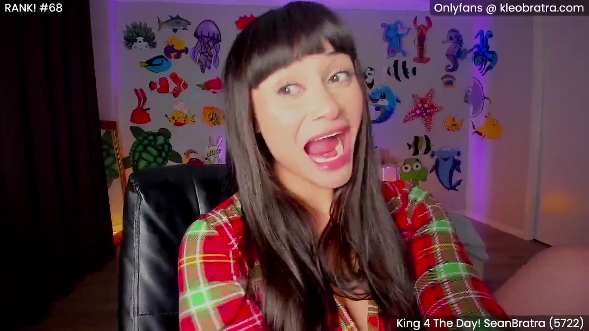 Gallery image thumbnail from KleoBratra's myfreecams stream on, 06/11/2025, 11:33 image 13 of 20