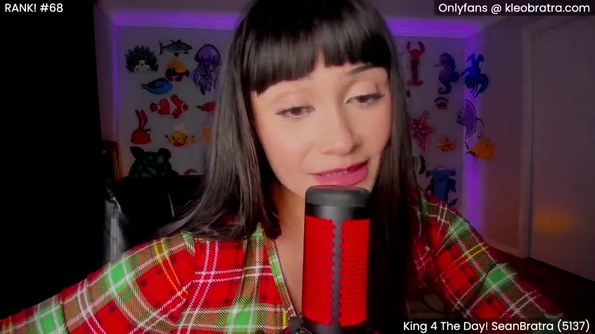 Gallery image thumbnail from KleoBratra's myfreecams stream on, 06/11/2025, 11:33 image 5 of 20