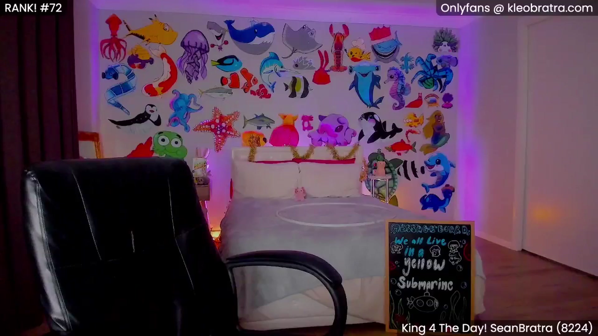 Gallery image thumbnail from KleoBratra's myfreecams stream on, 06/21/2025, 10:03 image 20 of 20