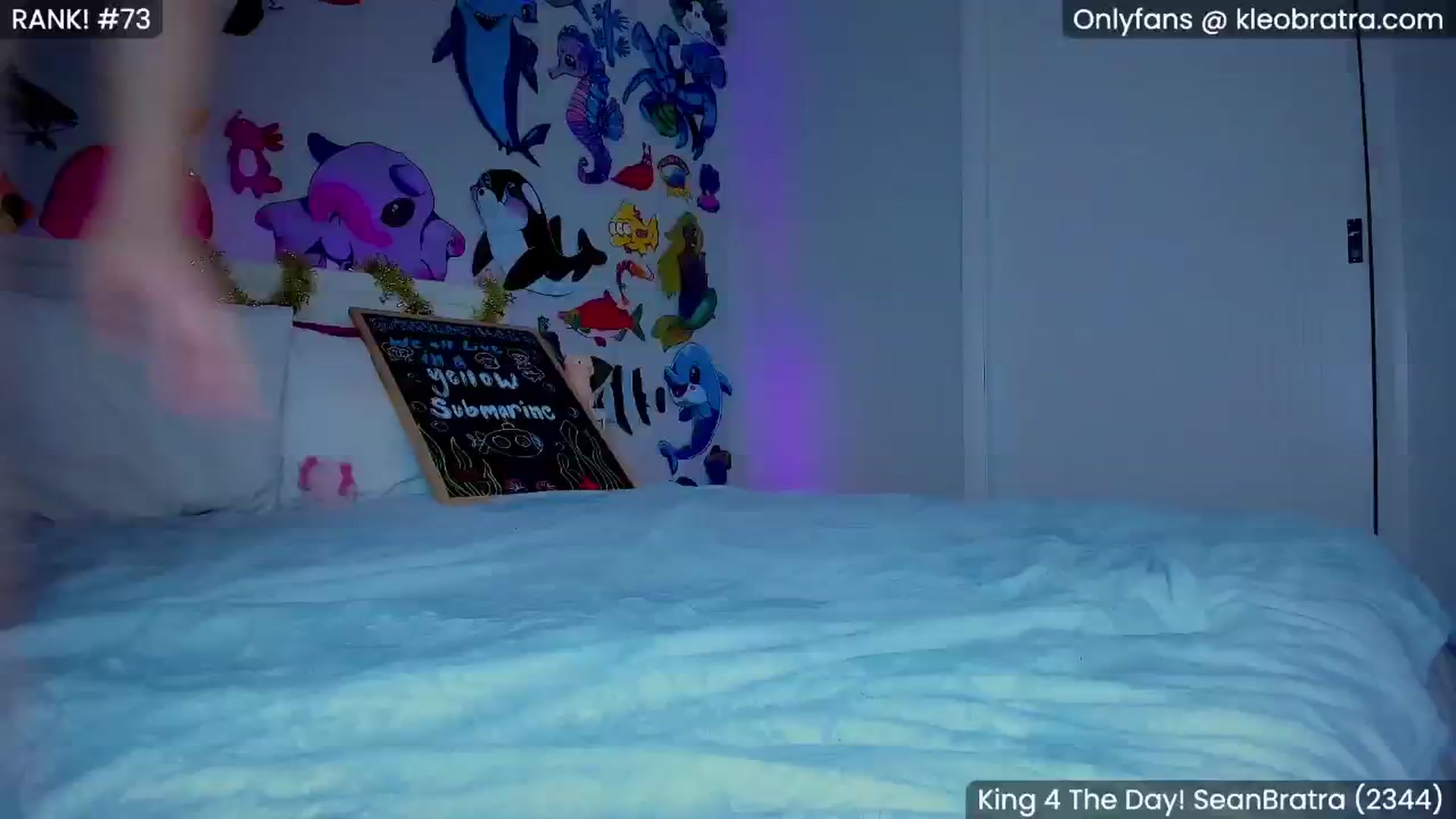 Gallery image thumbnail from KleoBratra's myfreecams stream on, 06/21/2025, 10:03 image 7 of 20