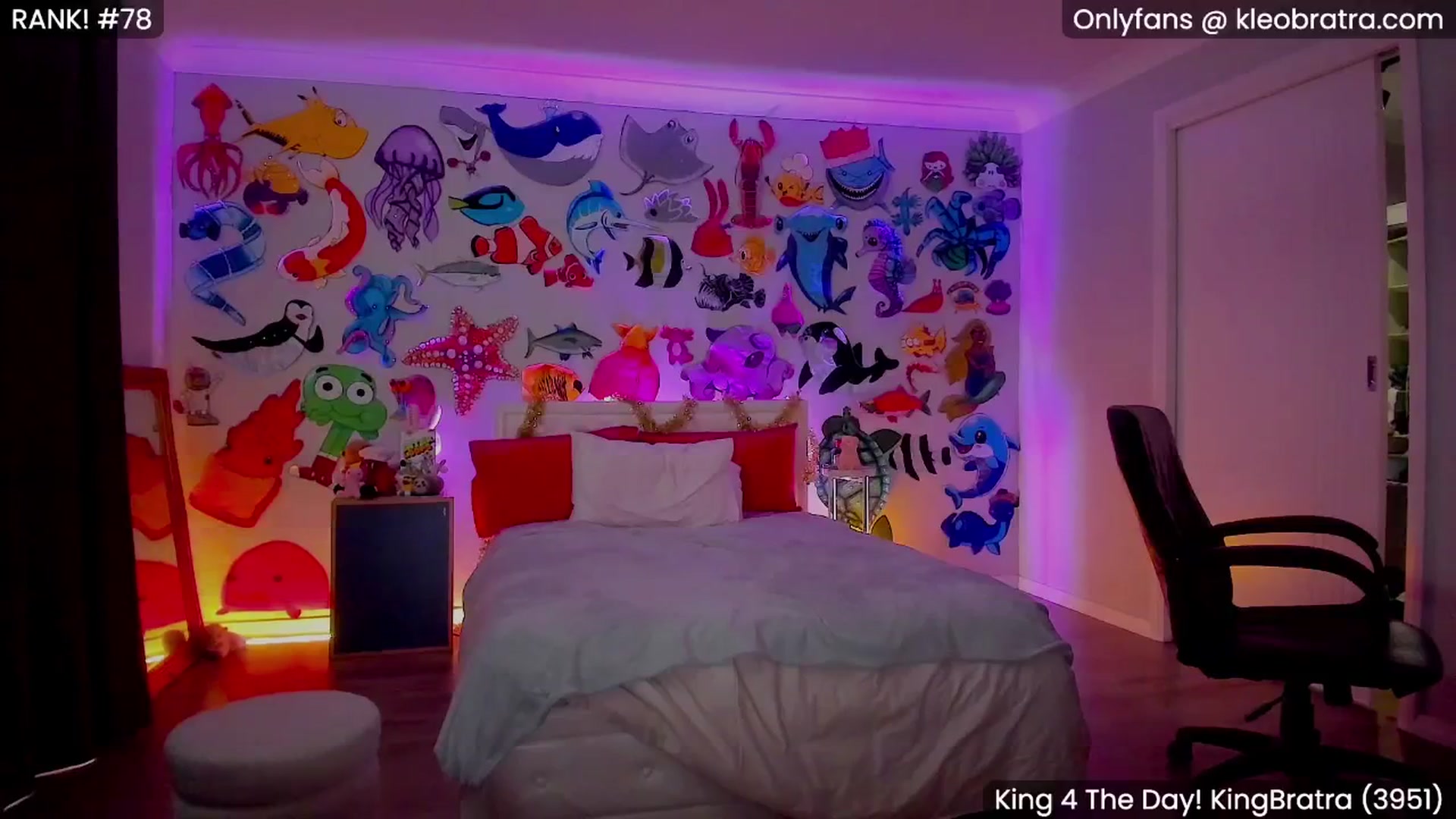 Gallery image thumbnail from KleoBratra's myfreecams stream on, 06/25/2025, 03:42 image 9 of 20
