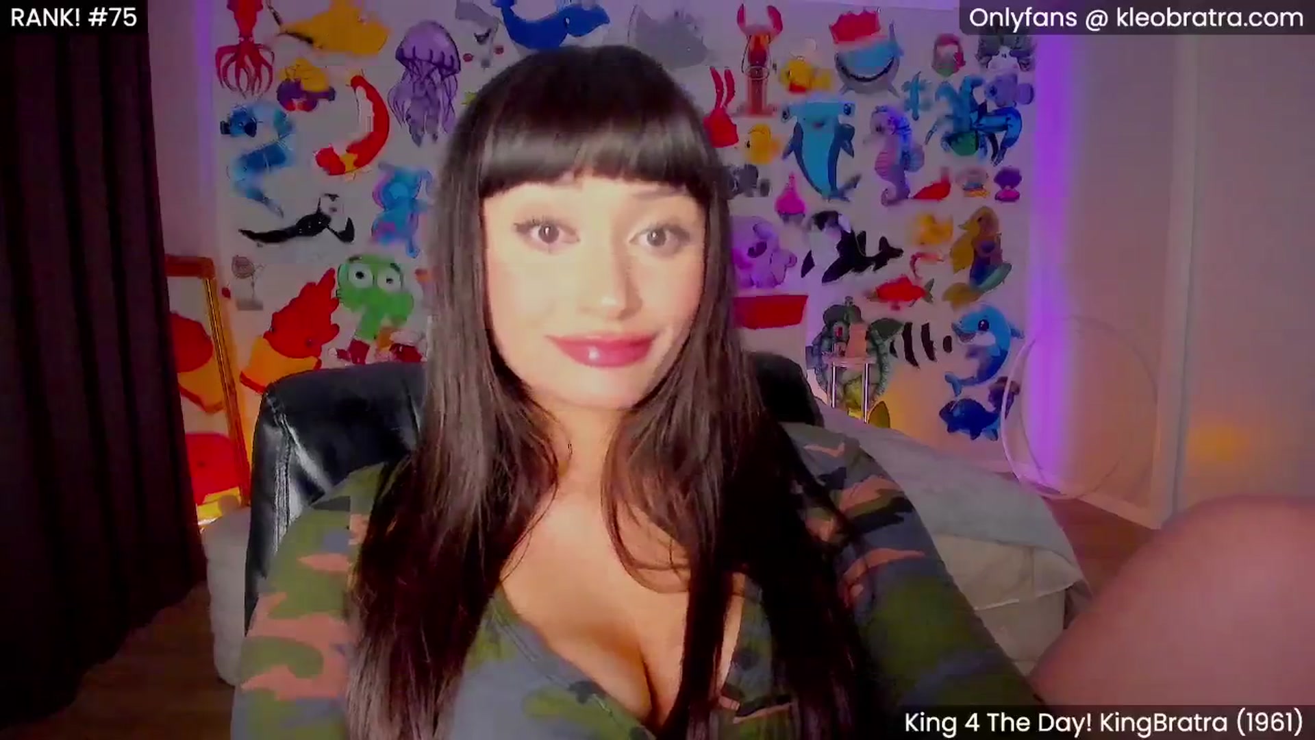 Gallery image thumbnail from KleoBratra's myfreecams stream on, 06/30/2025, 09:18 image 14 of 20