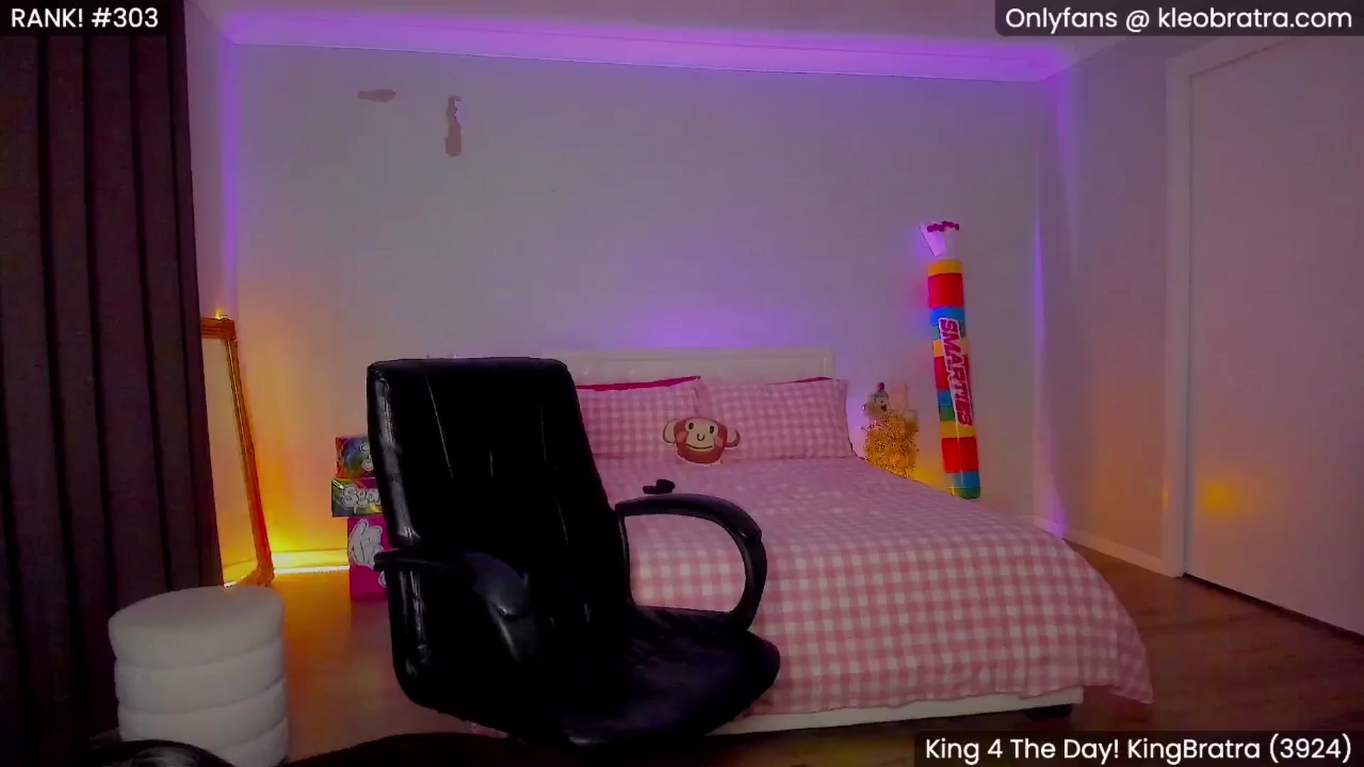 Gallery image thumbnail from KleoBratra's myfreecams stream on, 07/07/2025, 05:50 image 7 of 20