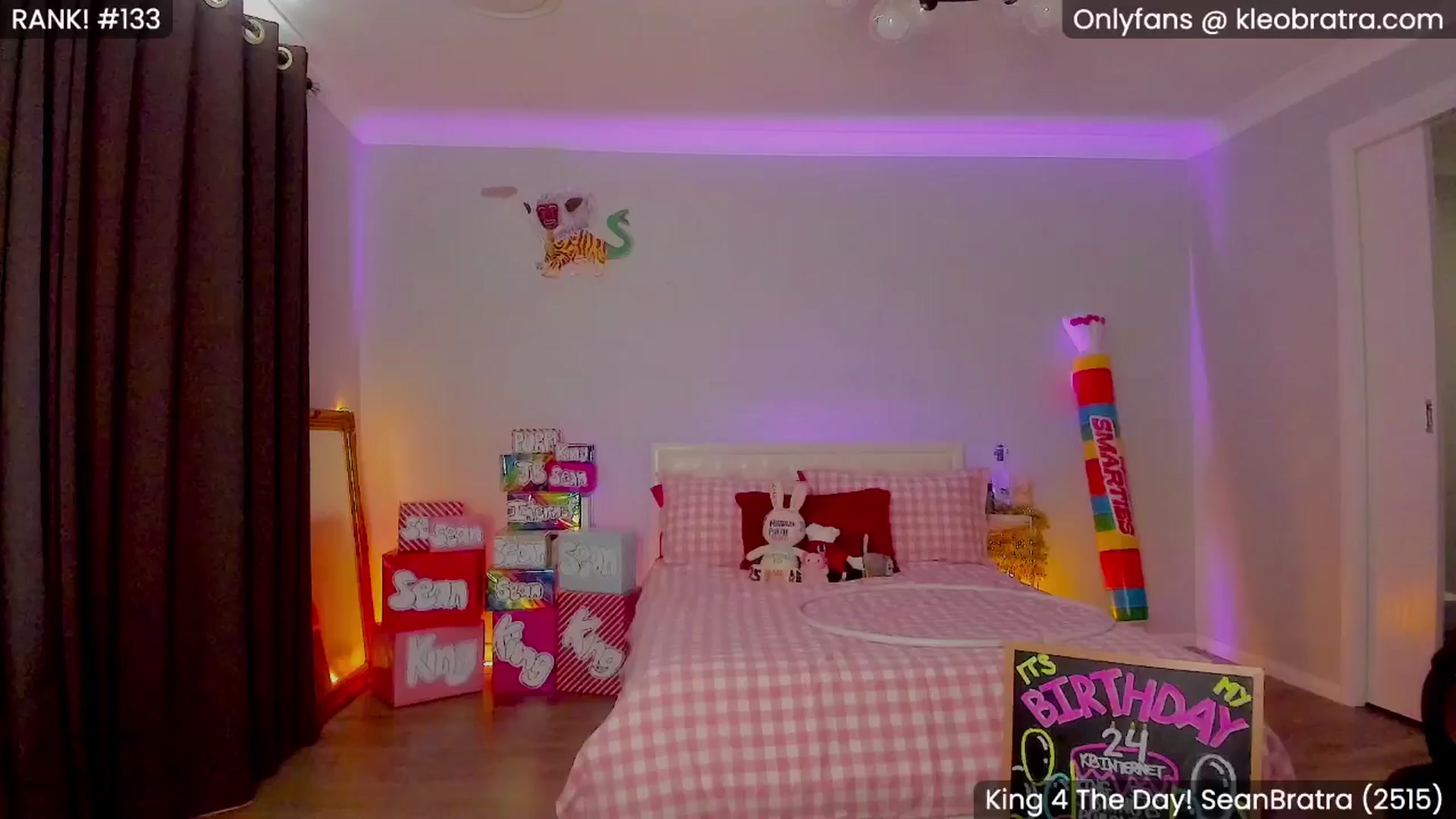 Gallery image thumbnail from KleoBratra's myfreecams stream on, 07/12/2025, 24:09 image 16 of 20