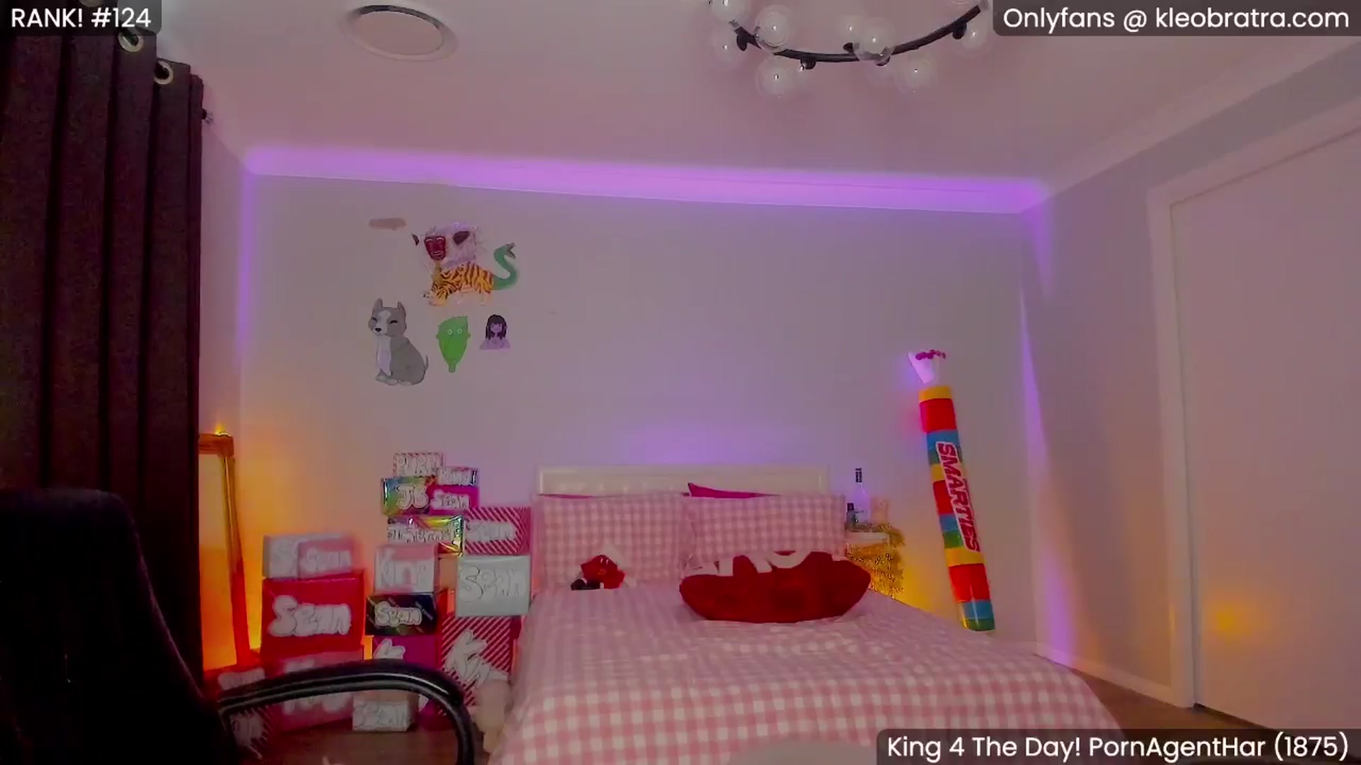 Gallery image thumbnail from KleoBratra's myfreecams stream on, 07/15/2025, 24:05 image 8 of 20