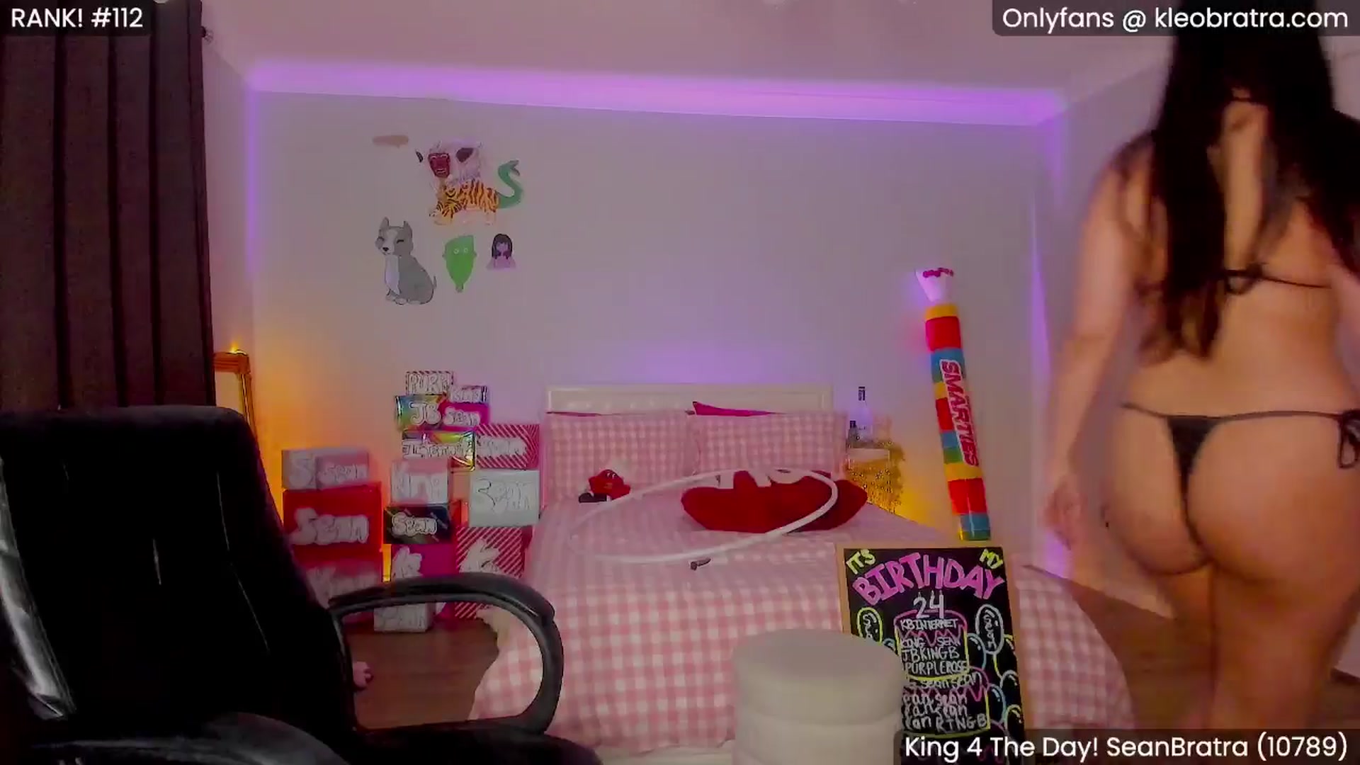 Gallery image thumbnail from KleoBratra's myfreecams stream on, 07/15/2025, 03:46 image 7 of 20