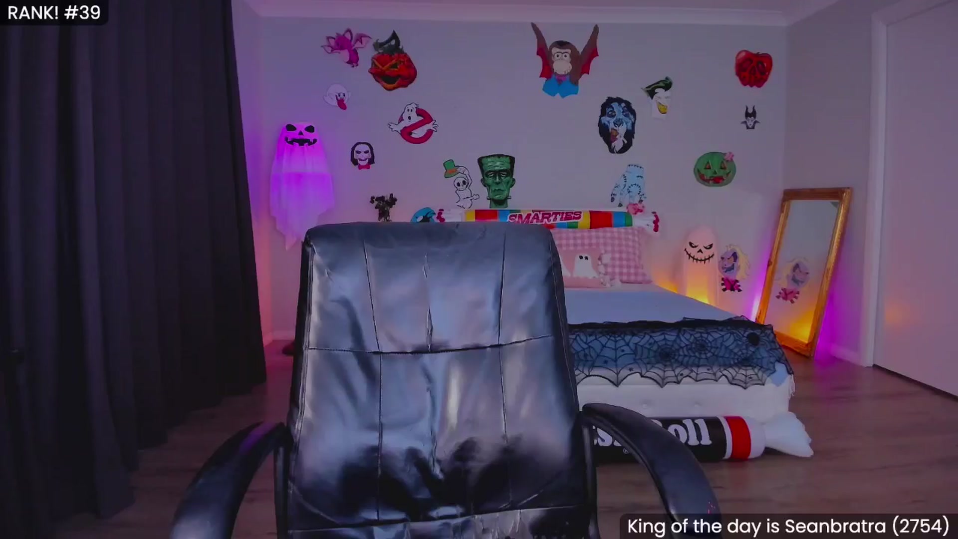 Gallery image thumbnail from KleoBratra's myfreecams stream on, 10/14/2025, 08:14 image 10 of 20