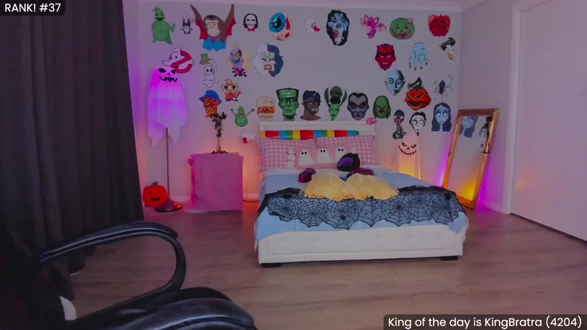 Gallery image thumbnail from KleoBratra's myfreecams stream on, 10/21/2025, 05:09 image 16 of 20