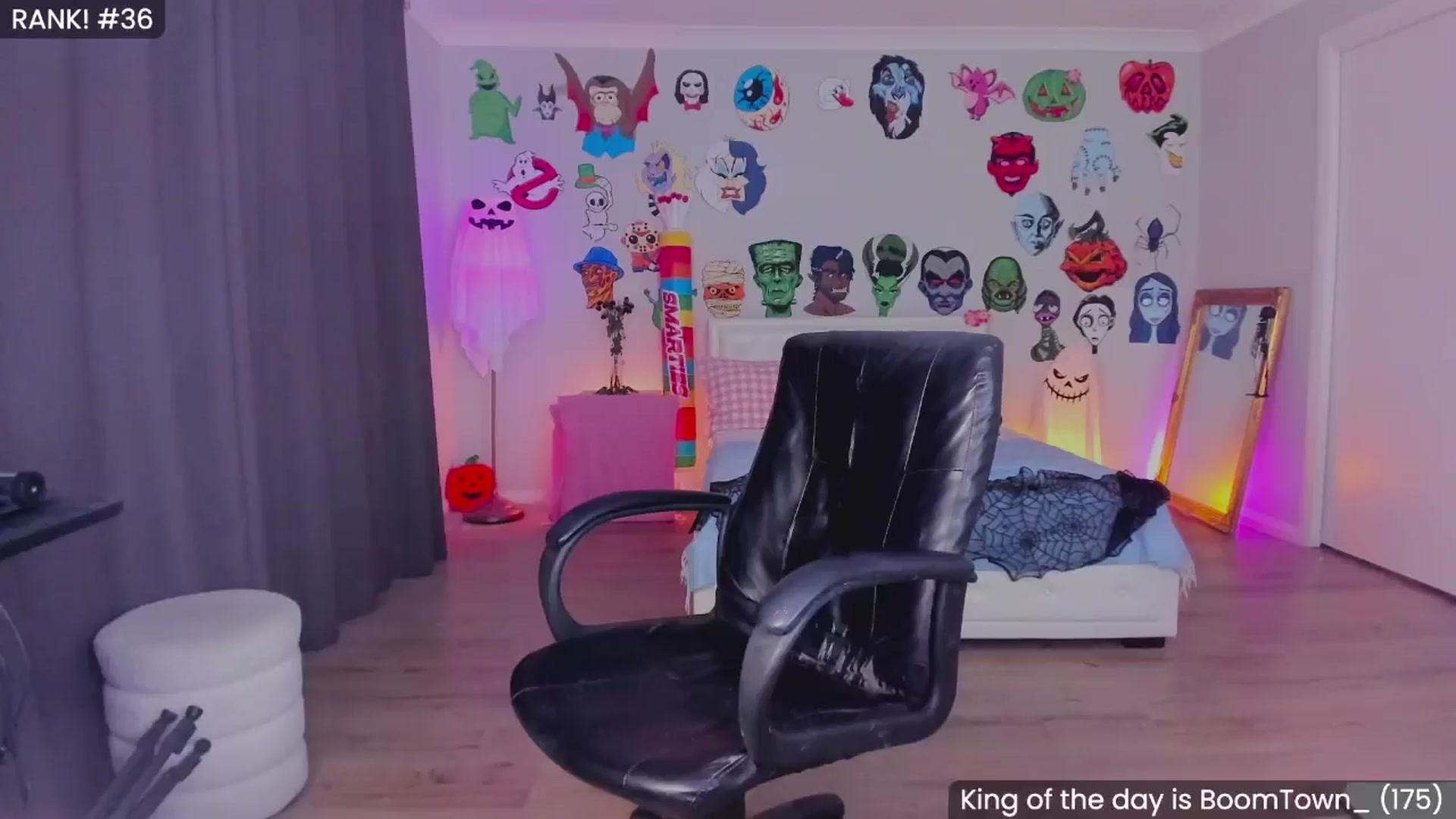 Gallery image thumbnail from KleoBratra's myfreecams stream on, 10/21/2025, 12:43 image 7 of 20