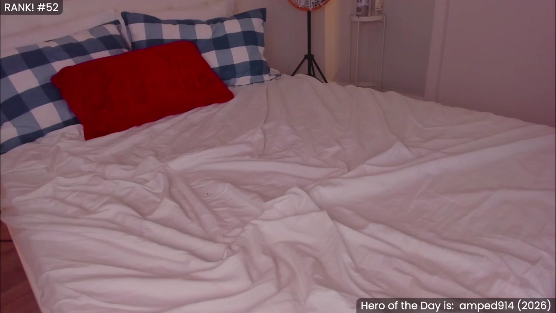 Gallery image thumbnail from KleoBratra's myfreecams stream on, 04/12/2026, 04:08 image 10 of 20