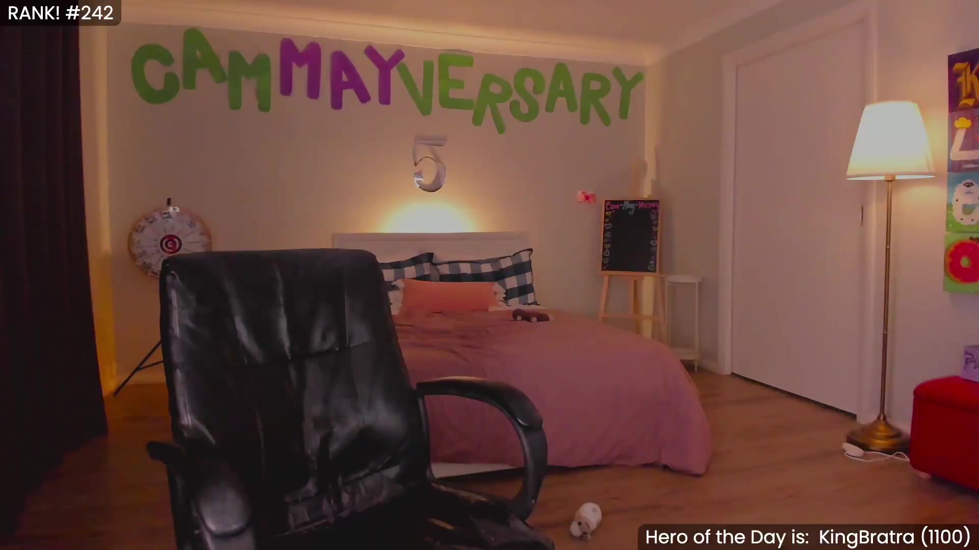 Gallery image thumbnail from KleoBratra's myfreecams stream on, 05/15/2026, 10:57 image 13 of 20