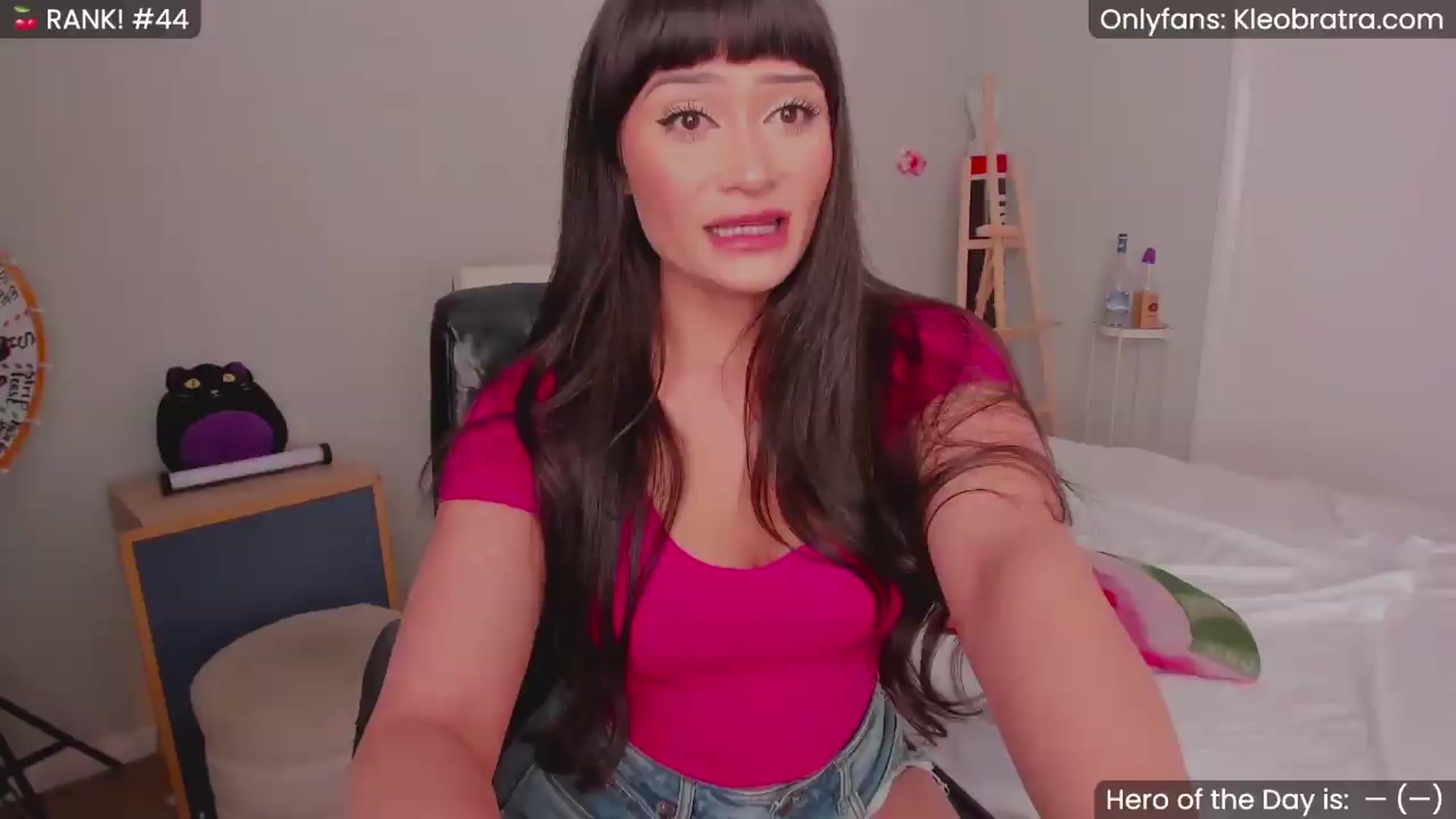 Gallery image thumbnail from KleoBratra's myfreecams stream on, 06/09/2026, 23:48 image 1 of 20