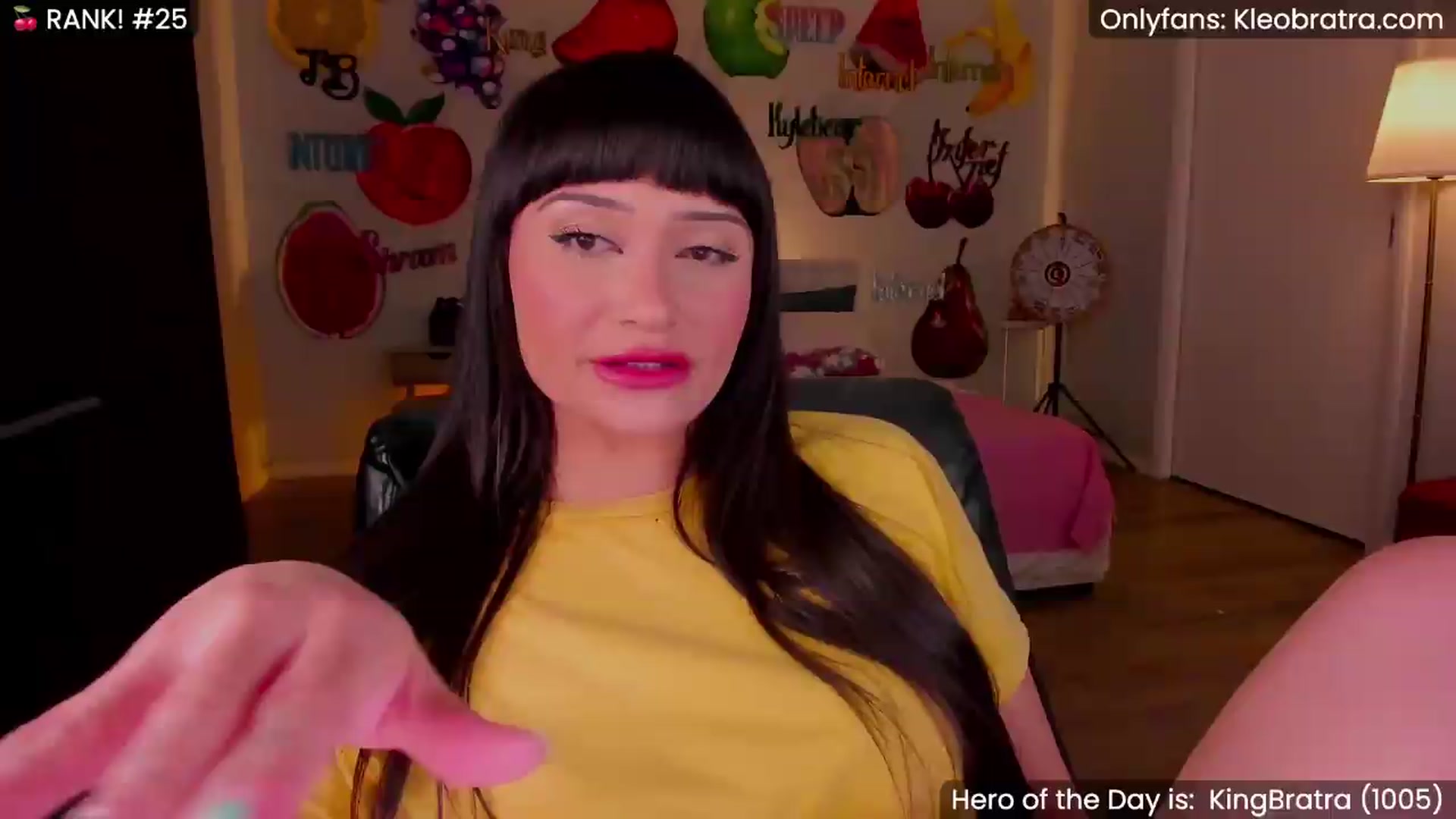 Gallery image thumbnail from KleoBratra's myfreecams stream on, 06/29/2026, 21:58 image 7 of 20