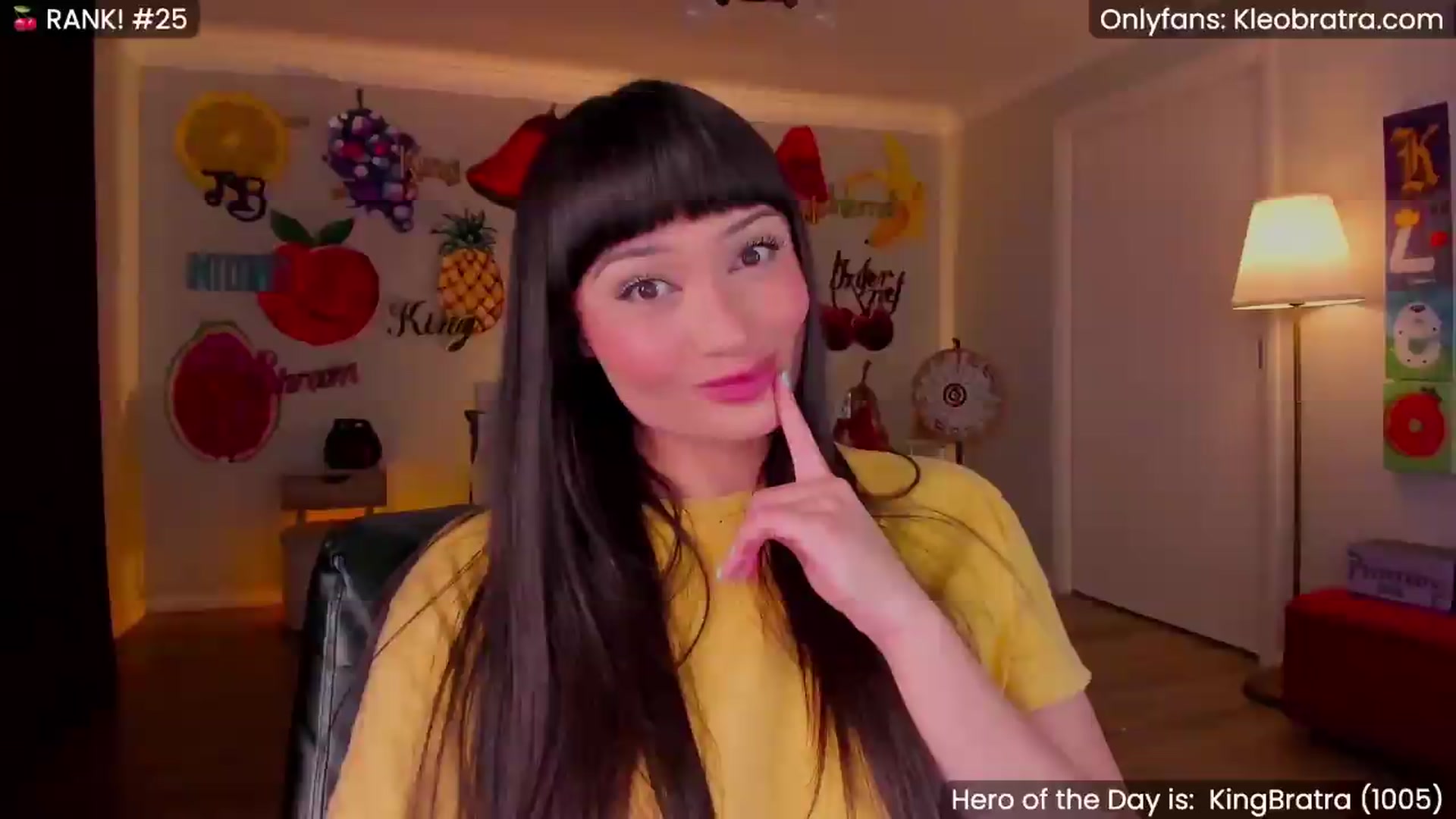 Gallery image thumbnail from KleoBratra's myfreecams stream on, 06/29/2026, 21:58 image 4 of 20