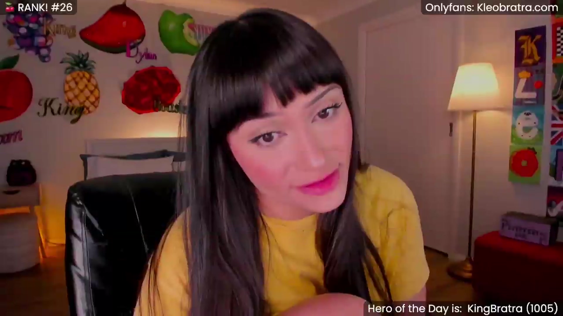Gallery image thumbnail from KleoBratra's myfreecams stream on, 06/29/2026, 22:31 image 15 of 20