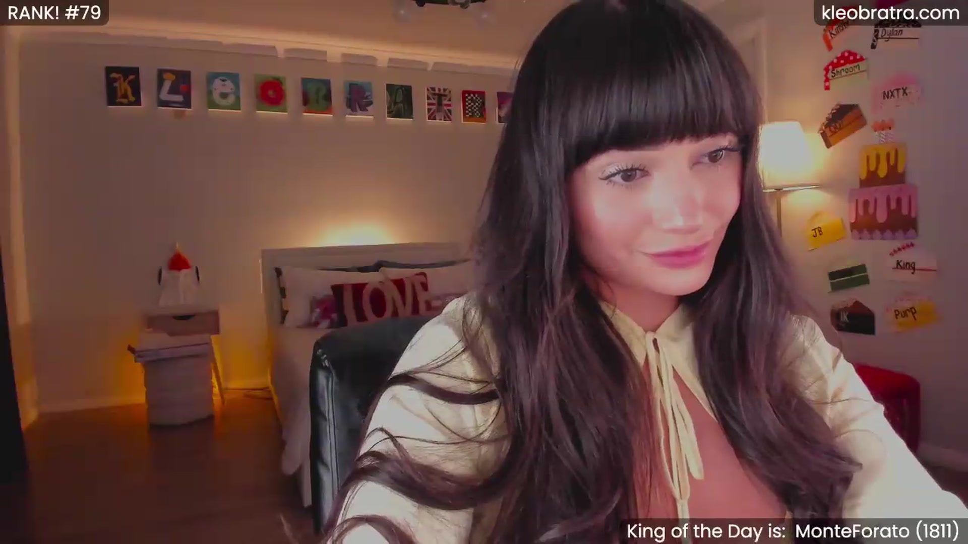 Gallery image thumbnail from KleoBratra's myfreecams stream on, 07/27/2026, 08:18 image 18 of 20