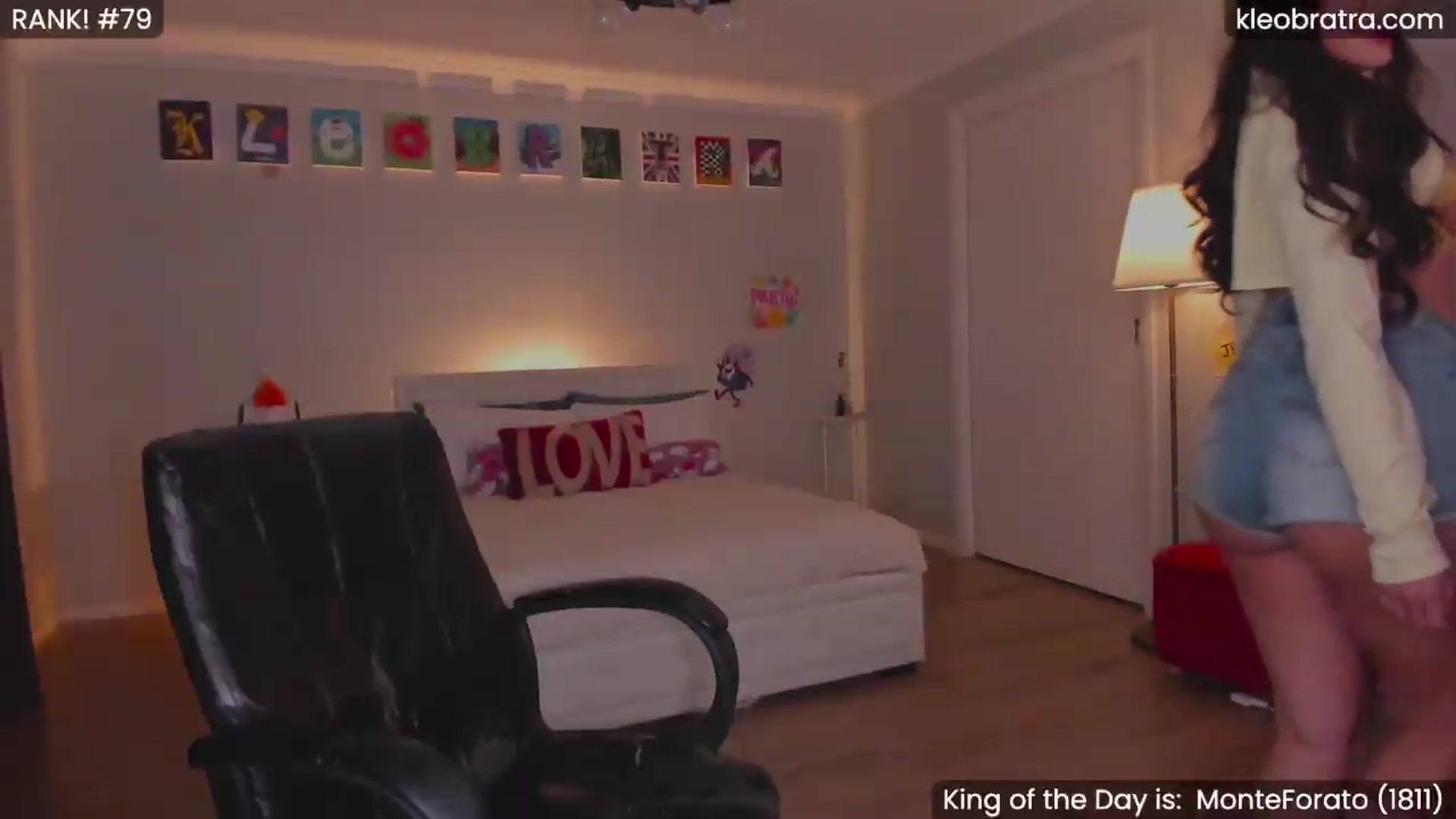 Gallery image thumbnail from KleoBratra's myfreecams stream on, 07/27/2026, 08:18 image 17 of 20