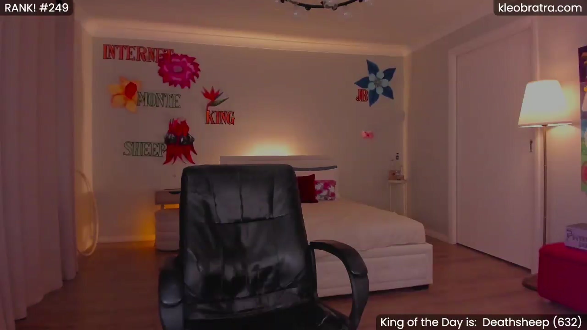 Gallery image thumbnail from KleoBratra's myfreecams stream on, 08/08/2026, 14:46 image 13 of 20