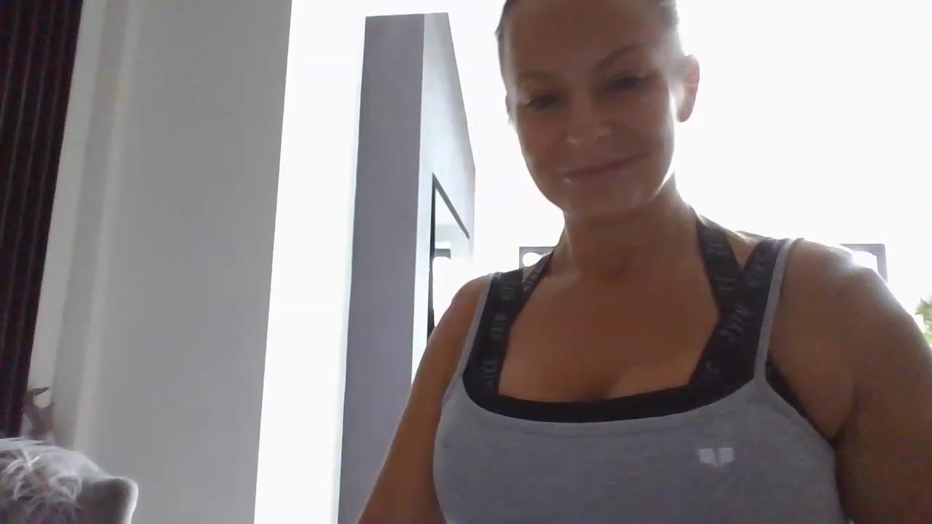 Gallery image thumbnail from Klo35's myfreecams stream on, 07/10/2023, 16:52 image 10 of 20