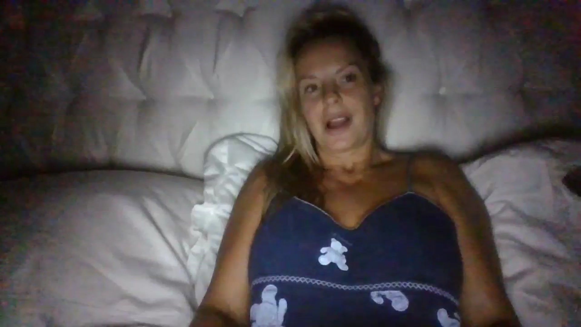 Gallery image thumbnail from Klo35's myfreecams stream on, 07/11/2023, 03:33 image 8 of 20