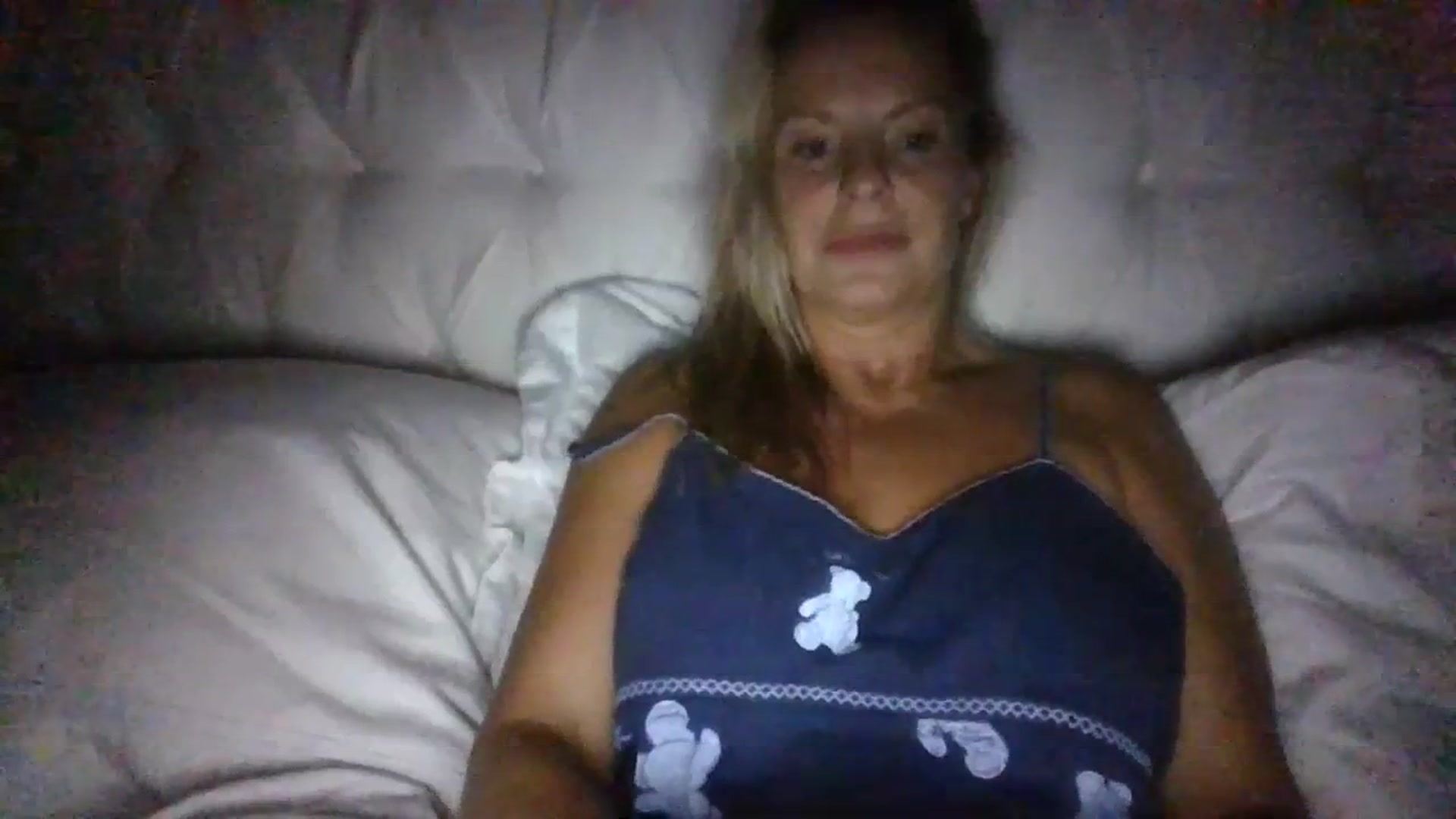 Gallery image thumbnail from Klo35's myfreecams stream on, 07/11/2023, 03:33 image 14 of 20