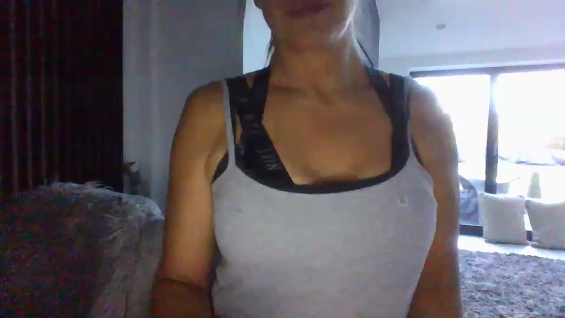 Gallery image thumbnail from Klo35's myfreecams stream on, 07/11/2023, 20:38 image 1 of 20