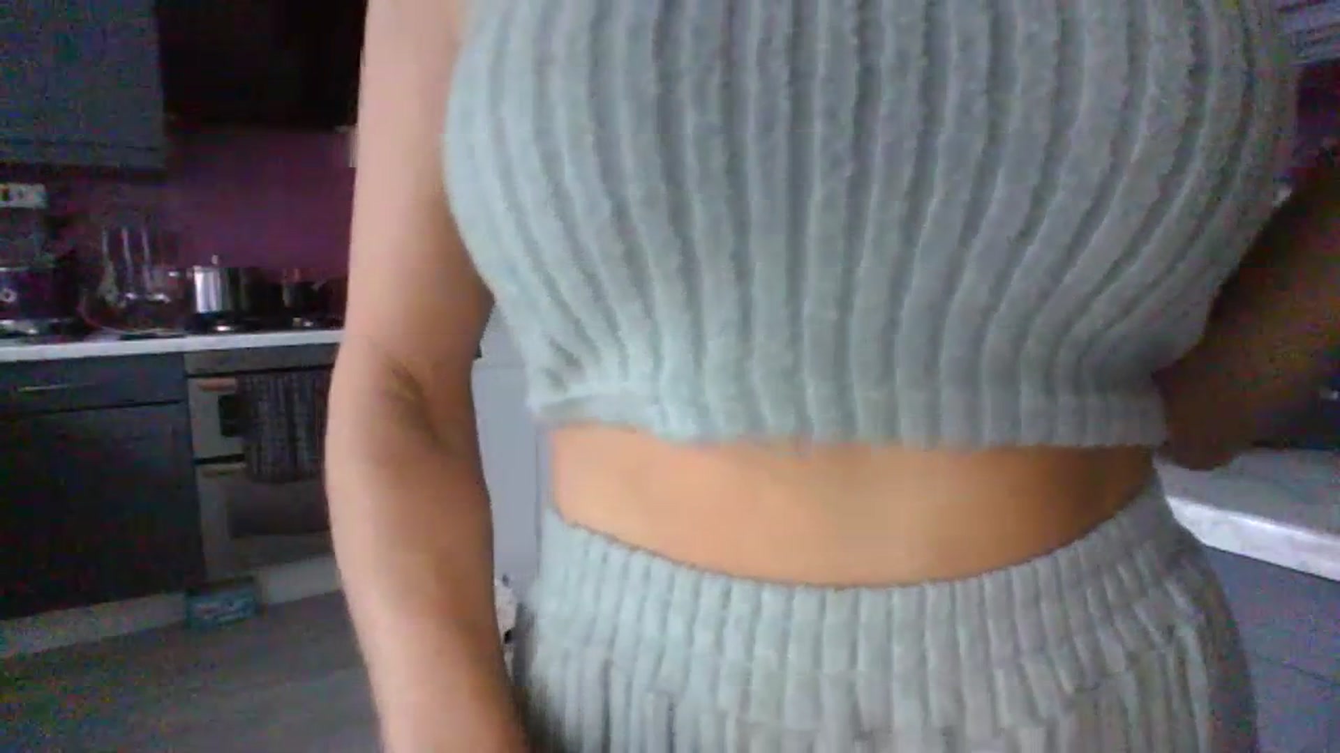 Gallery image thumbnail from Klo35's myfreecams stream on, 07/16/2023, 18:30 image 12 of 20