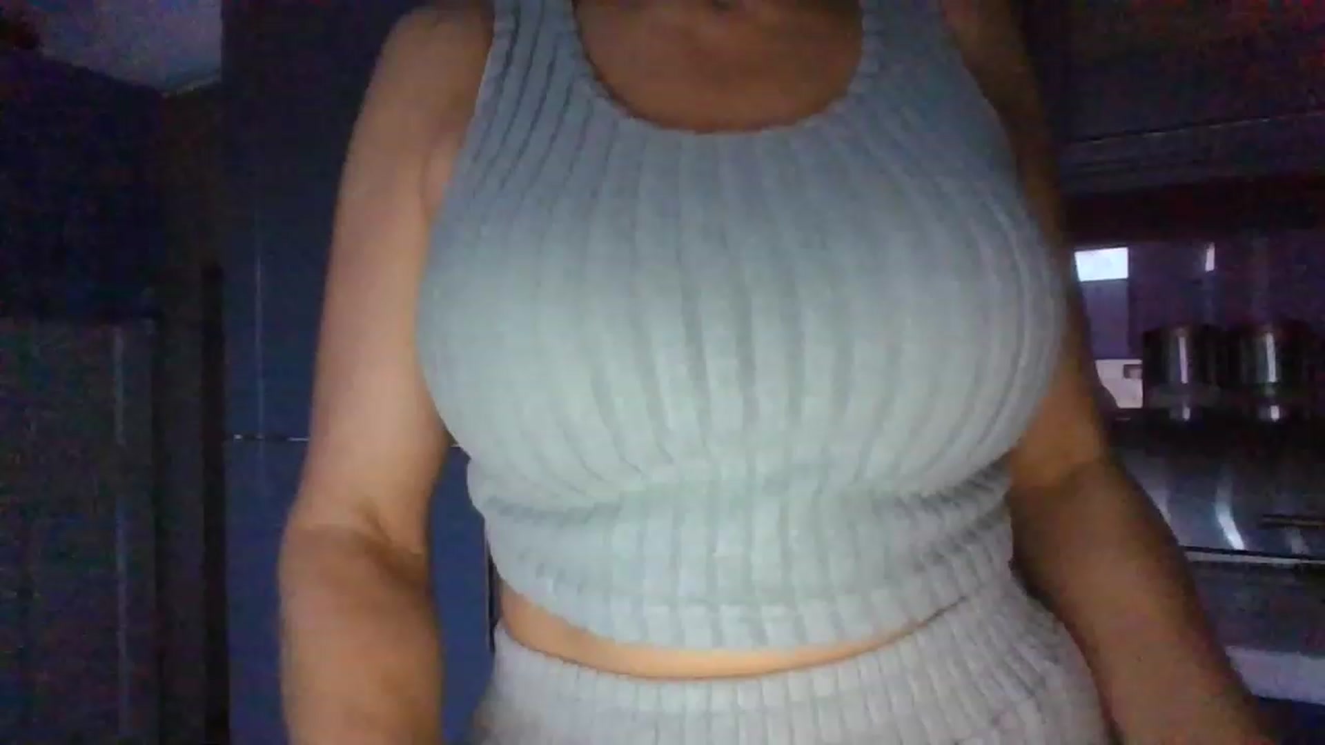 Gallery image thumbnail from Klo35's myfreecams stream on, 07/16/2023, 20:25 image 7 of 20