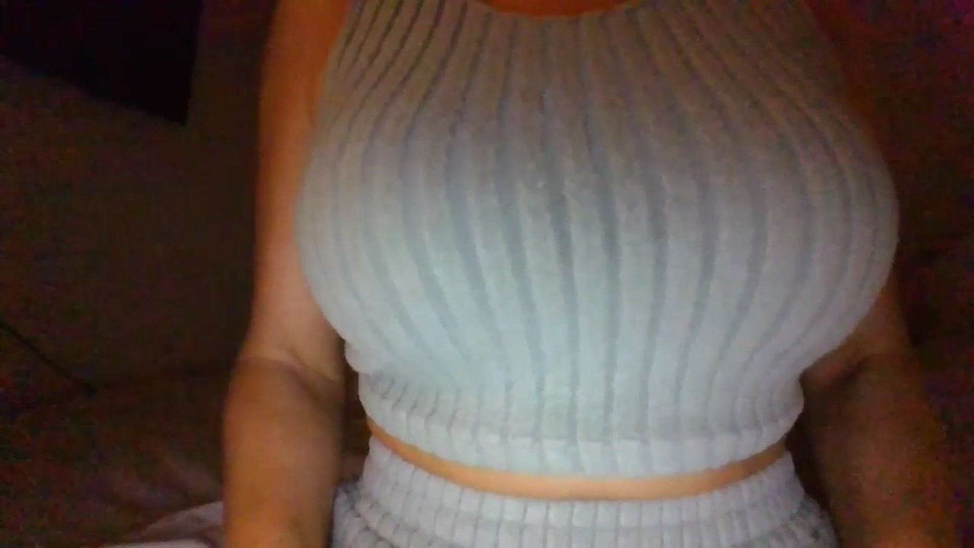 Gallery image thumbnail from Klo35's myfreecams stream on, 07/16/2023, 21:51 image 7 of 20
