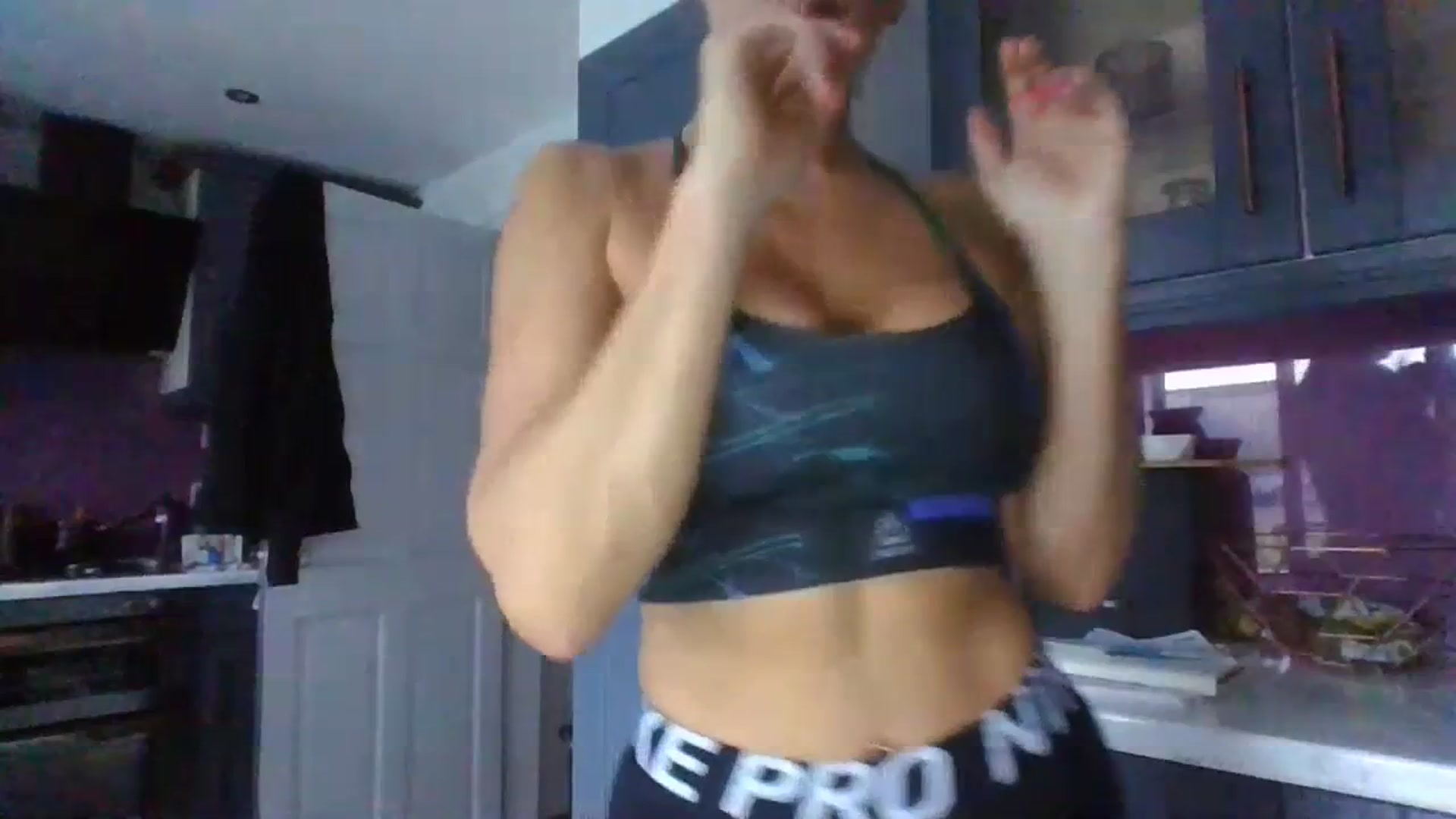 Gallery image thumbnail from Klo35's myfreecams stream on, 07/17/2023, 19:41 image 13 of 20
