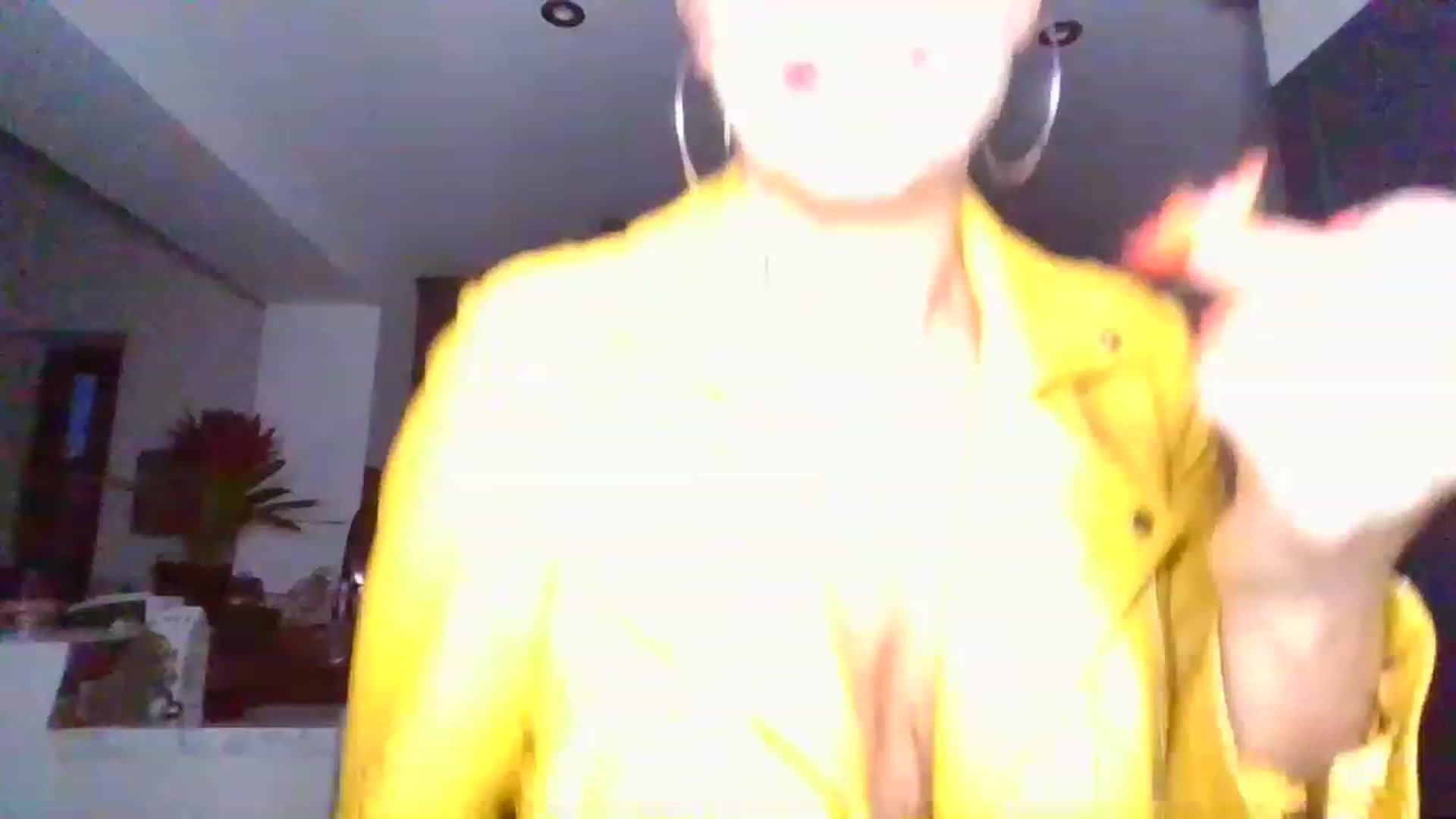 Gallery image thumbnail from Klo35's myfreecams stream on, 07/23/2023, 20:38 image 16 of 20