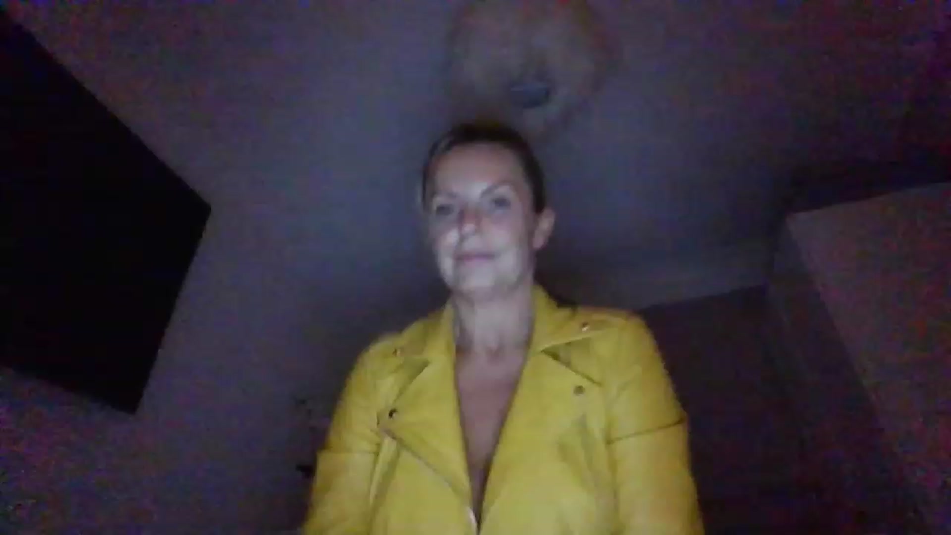 Gallery image thumbnail from Klo35's myfreecams stream on, 07/24/2023, 01:47 image 4 of 20