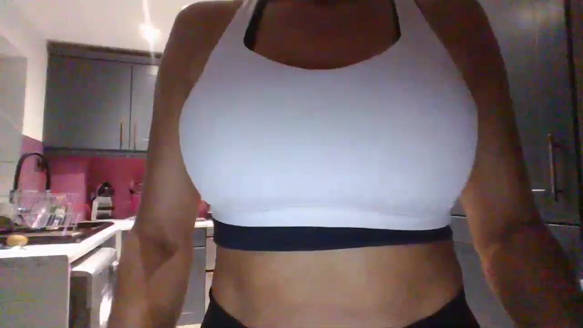 Gallery image thumbnail from Klo35's myfreecams stream on, 07/26/2023, 20:04 image 18 of 20