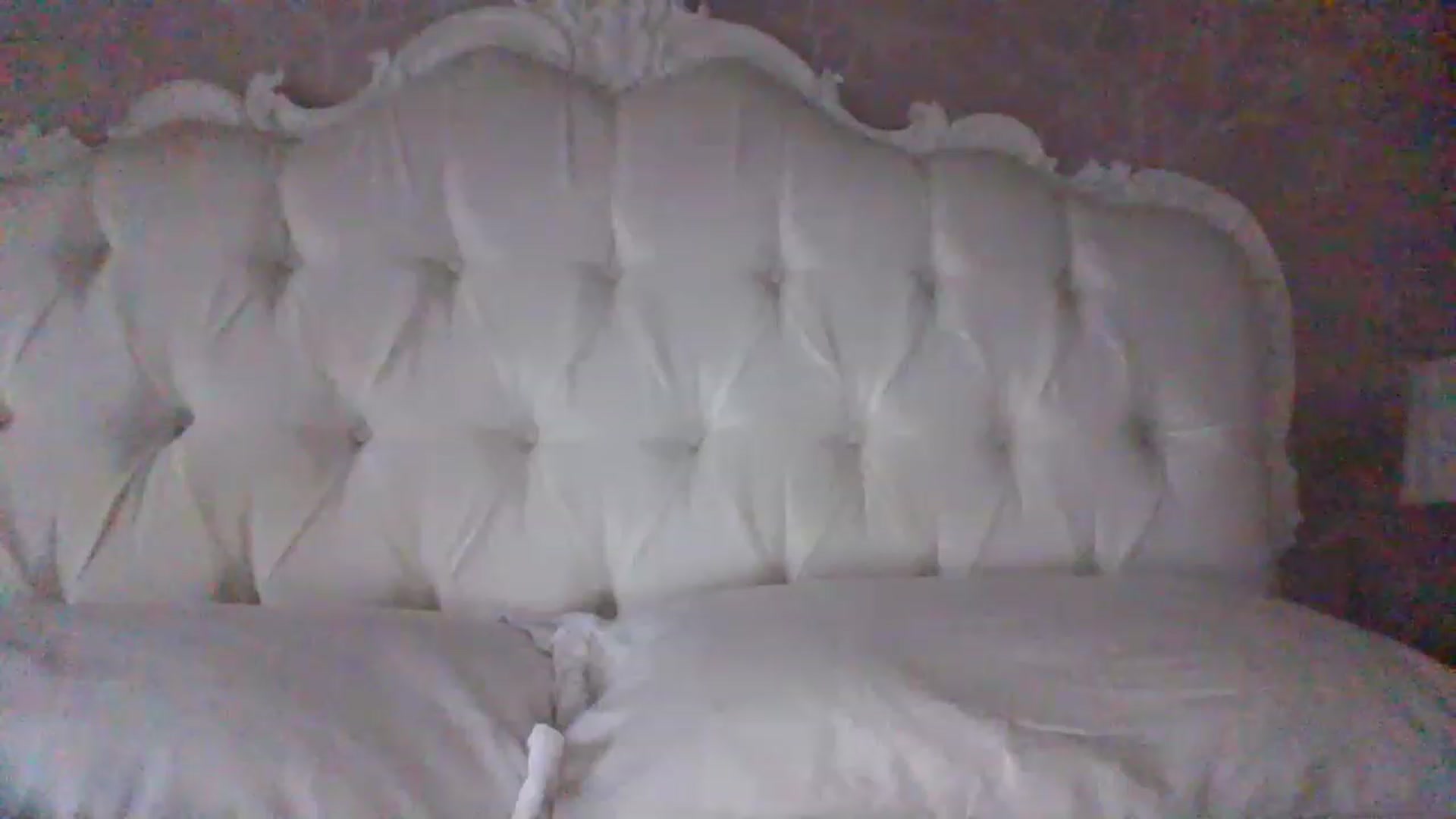 Gallery image thumbnail from Klo35's myfreecams stream on, 07/27/2023, 05:32 image 4 of 20