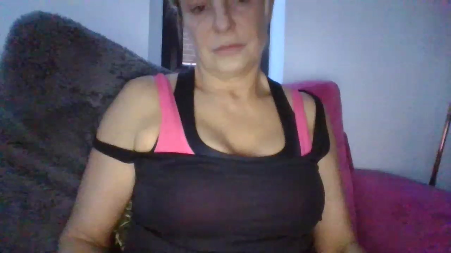 Gallery image thumbnail from Klo35's myfreecams stream on, 07/28/2023, 20:27 image 17 of 20