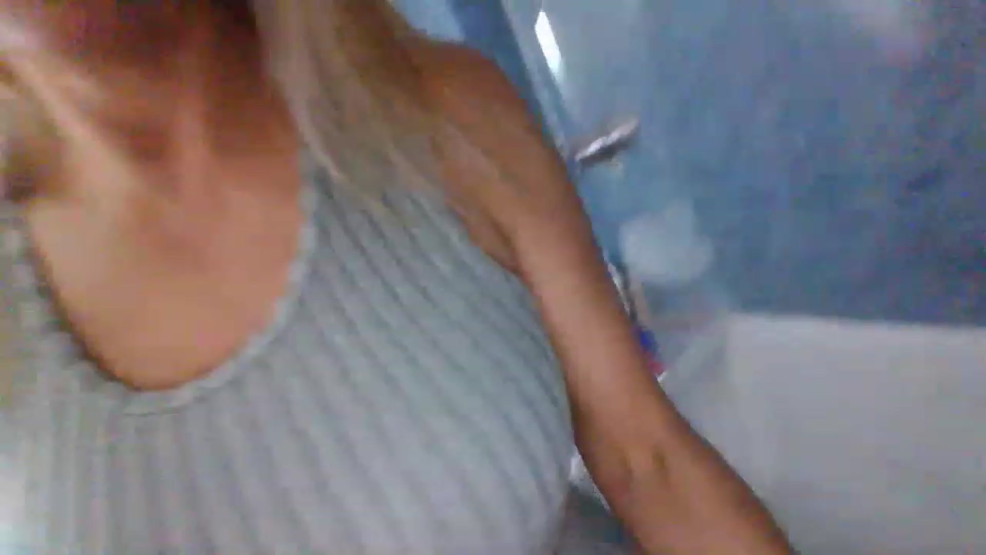 Gallery image thumbnail from Klo35's myfreecams stream on, 07/30/2023, 23:32 image 17 of 20