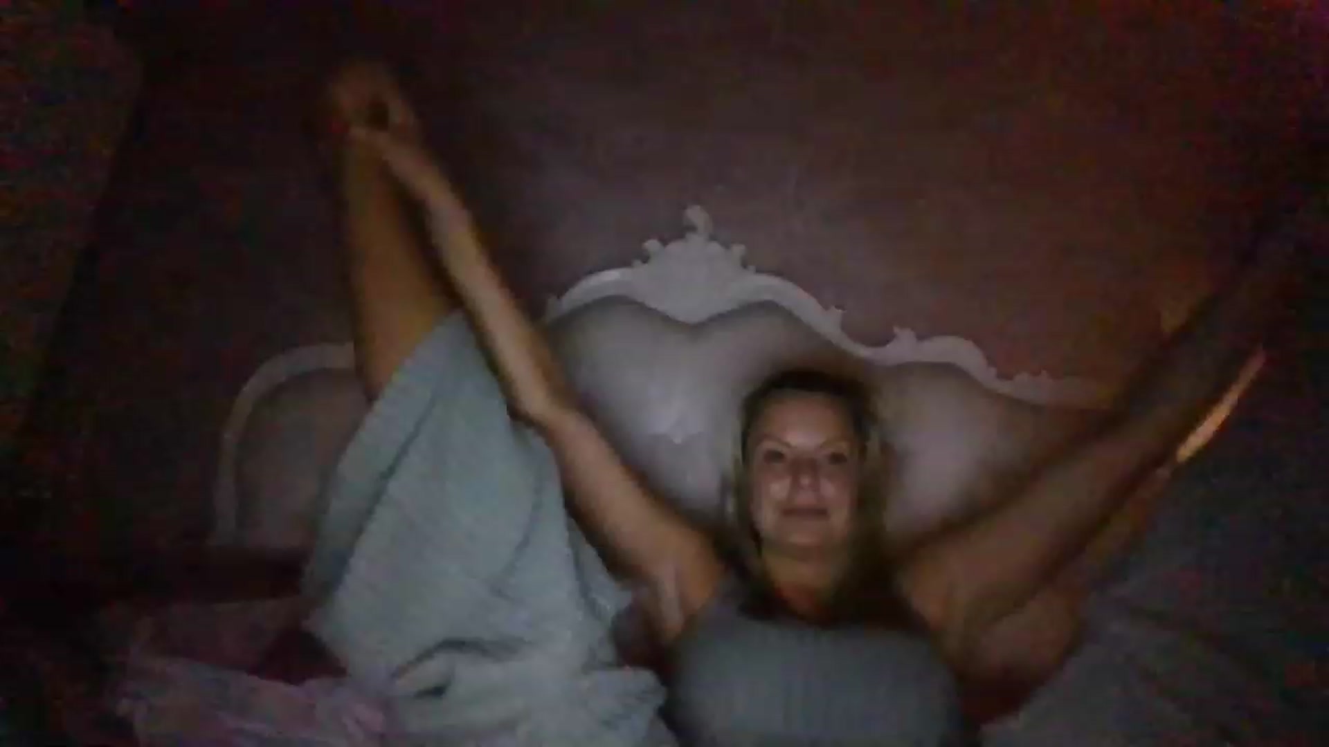Gallery image thumbnail from Klo35's myfreecams stream on, 07/30/2023, 23:32 image 10 of 20