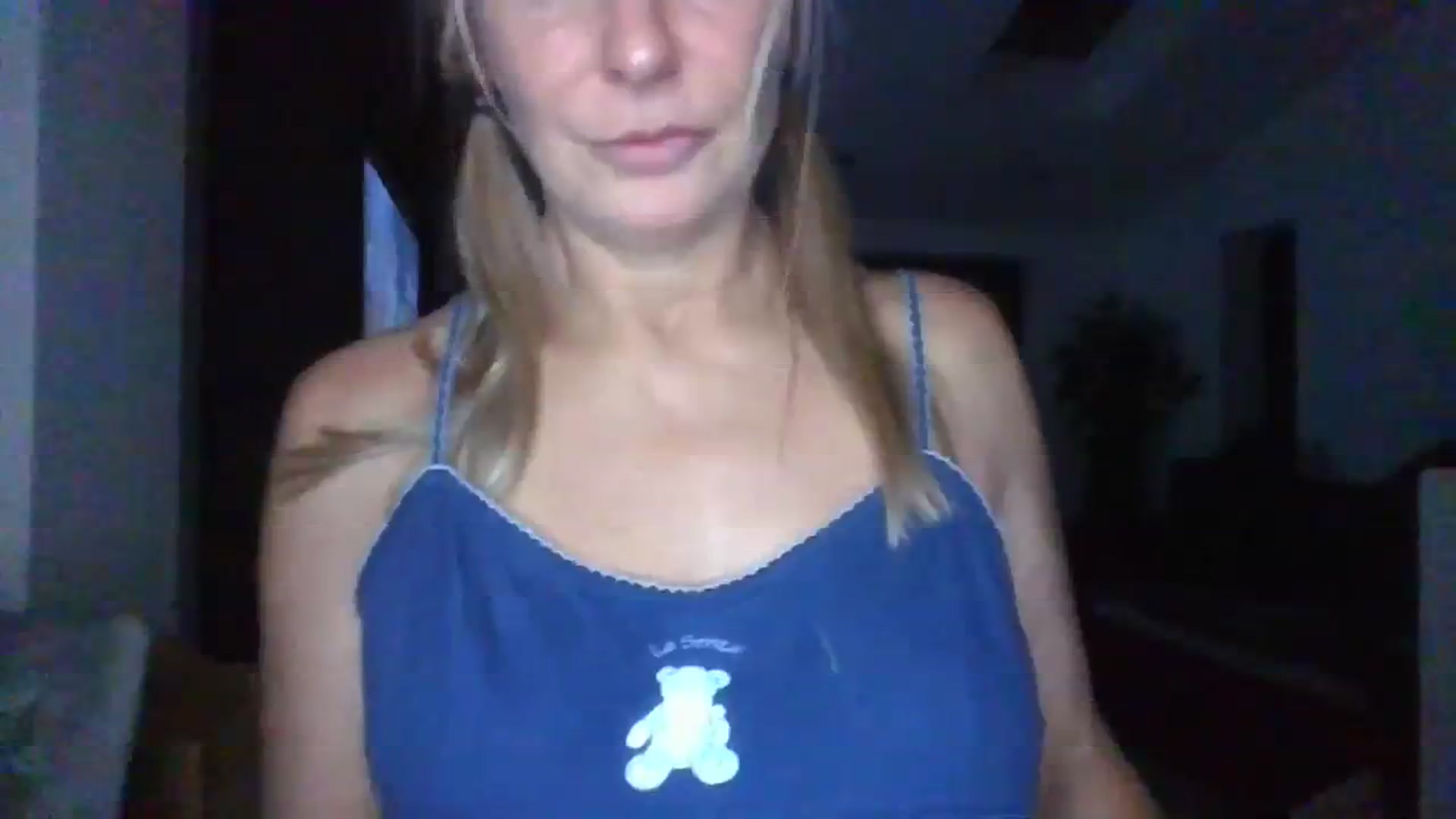Gallery image thumbnail from Klo35's myfreecams stream on, 08/06/2023, 23:18 image 18 of 20