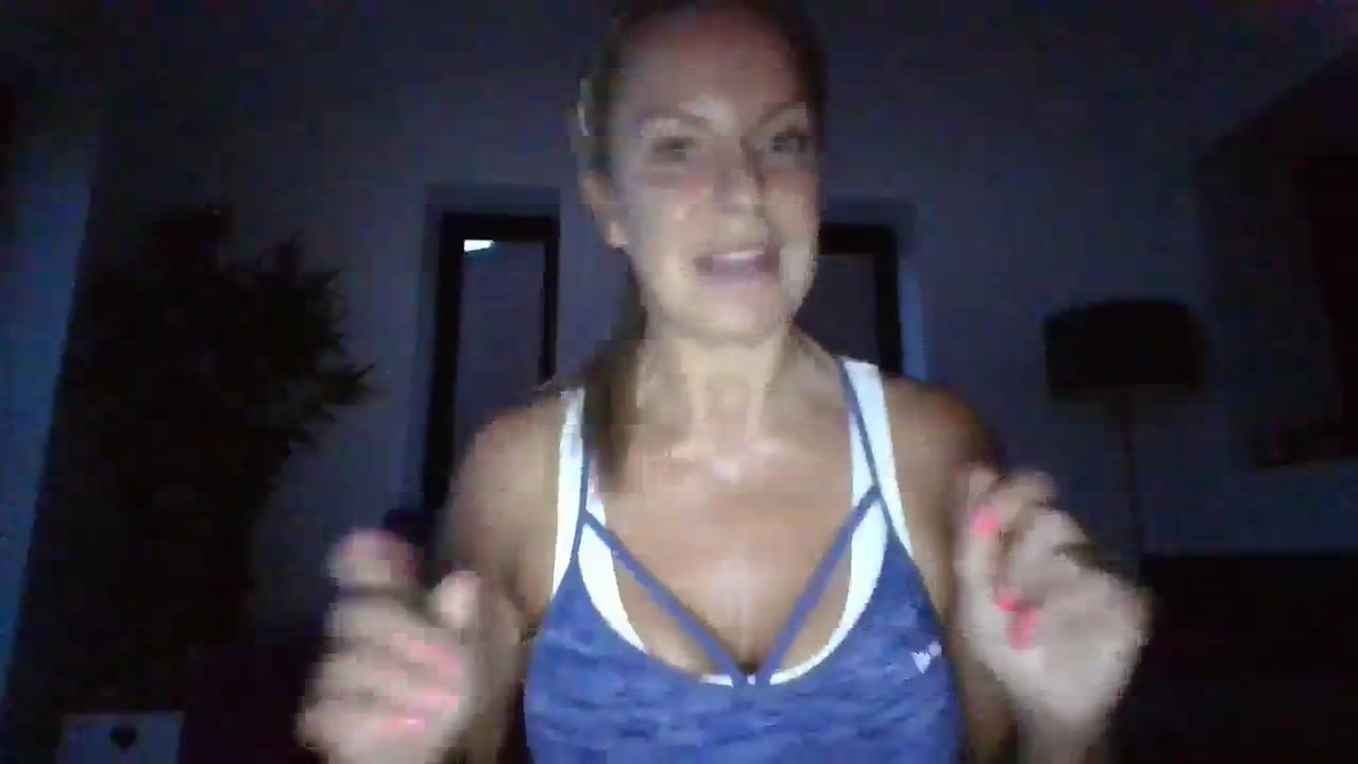 Gallery image thumbnail from Klo35's myfreecams stream on, 08/16/2023, 20:12 image 10 of 20