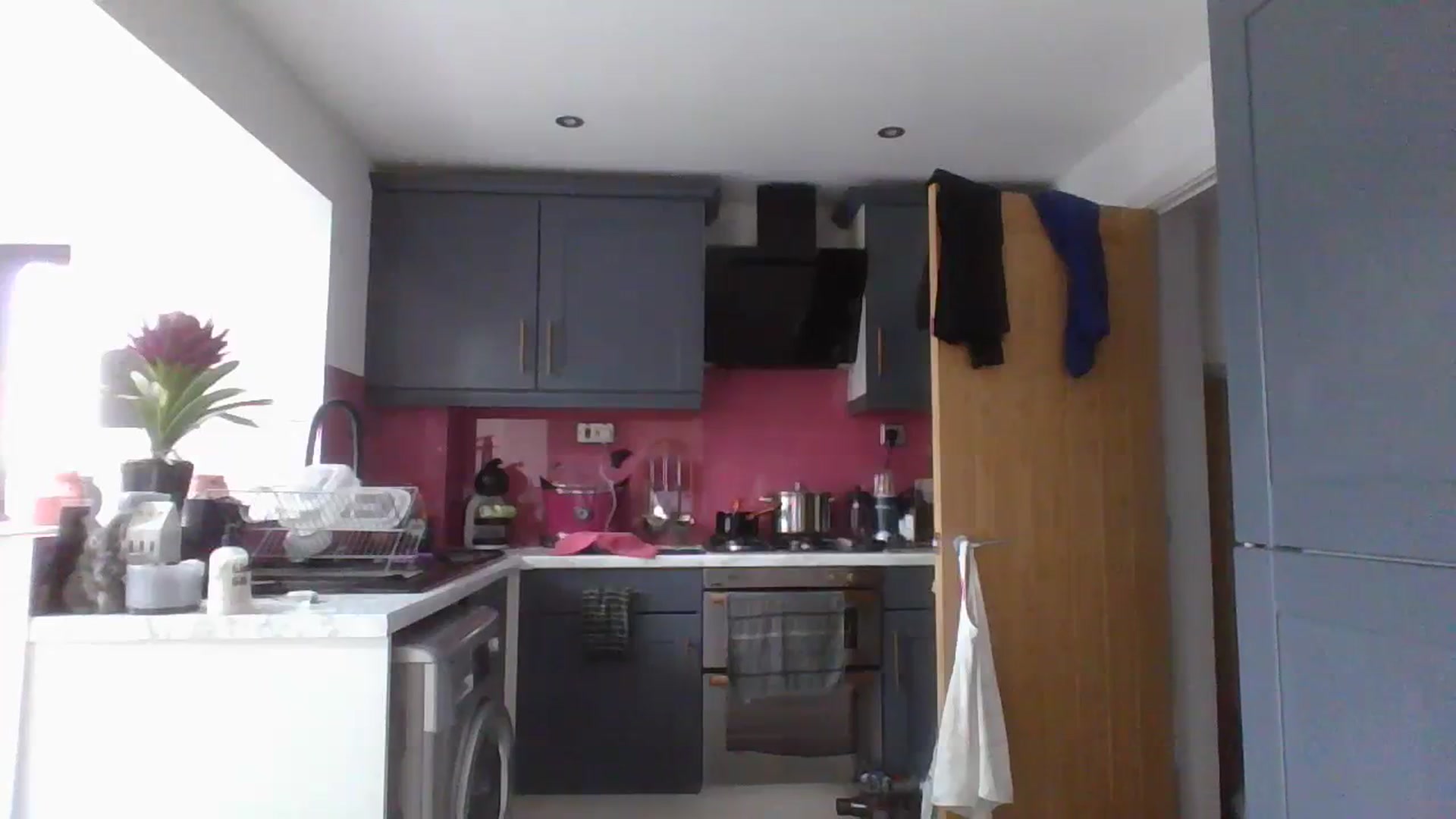 Gallery image thumbnail from Klo35's myfreecams stream on, 08/17/2023, 08:35 image 2 of 20