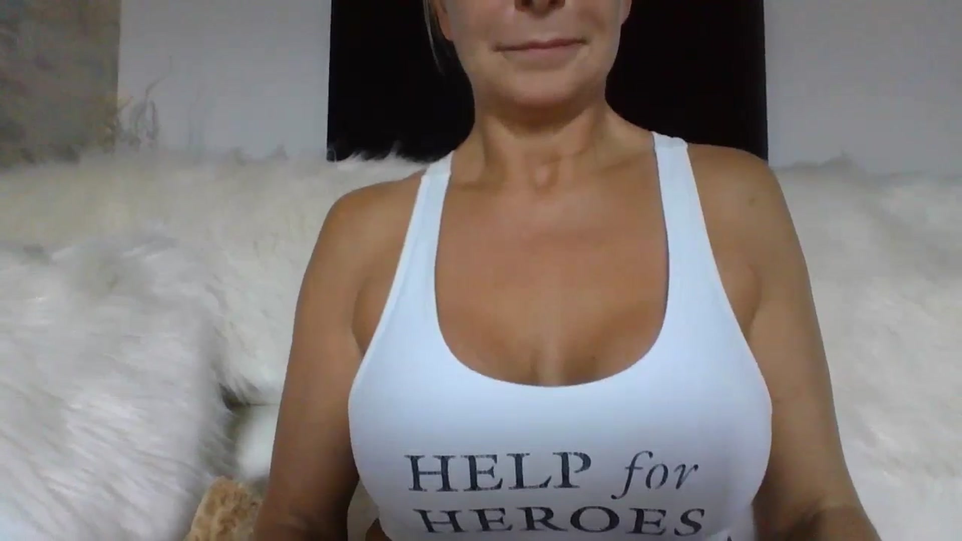 Gallery image thumbnail from Klo35's myfreecams stream on, 08/23/2023, 14:47 image 13 of 20