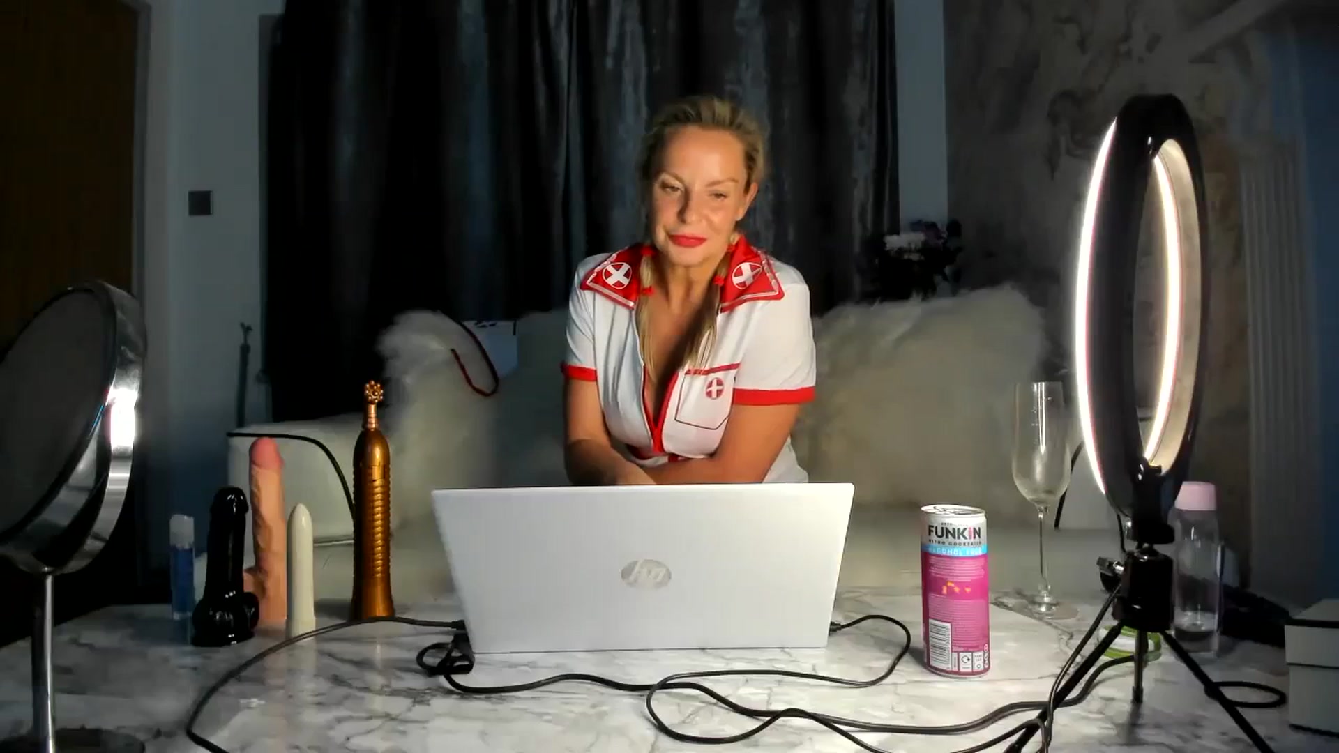 Gallery image thumbnail from Klo35's myfreecams stream on, 08/30/2023, 22:12 image 9 of 20