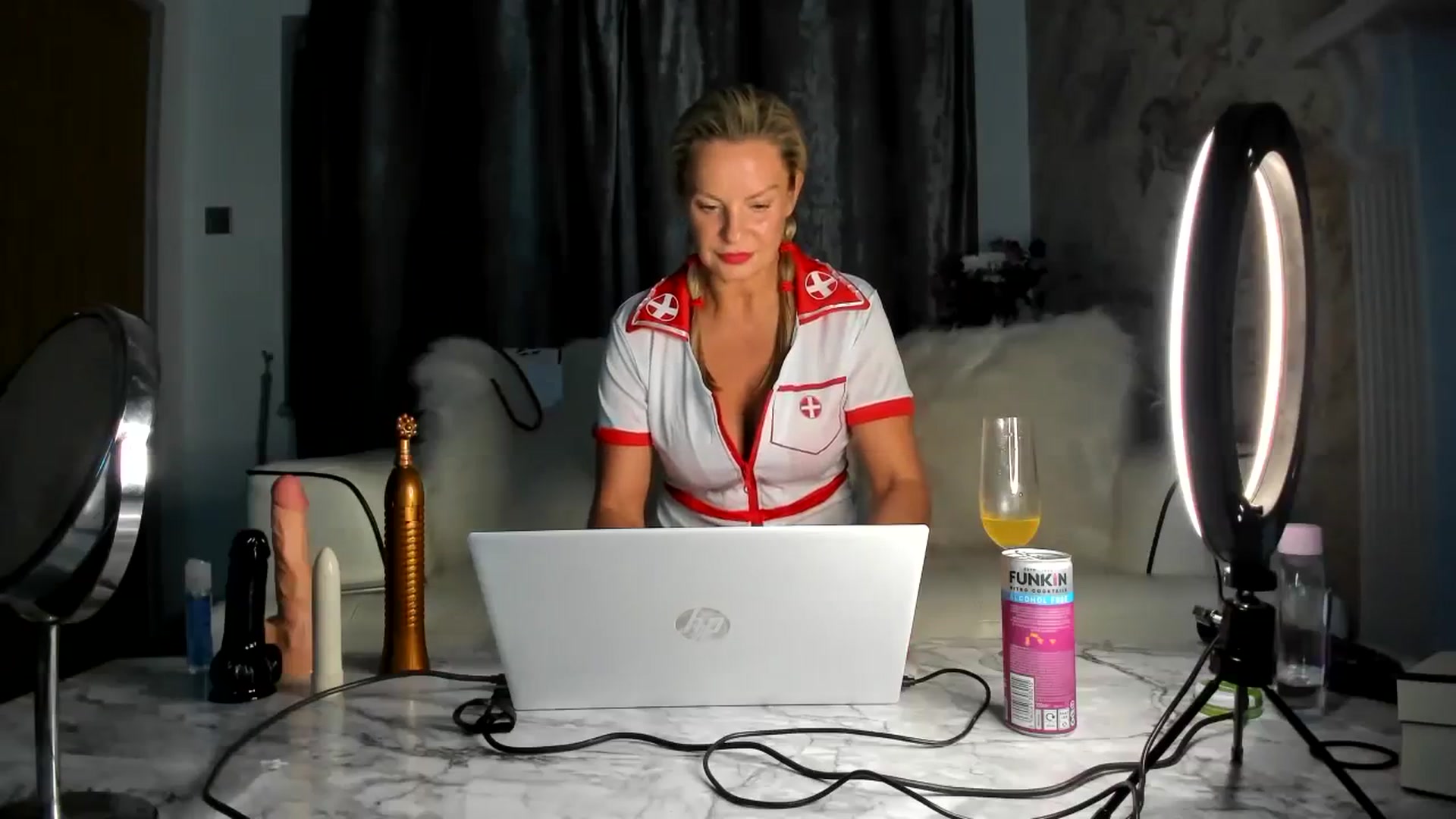Gallery image thumbnail from Klo35's myfreecams stream on, 08/30/2023, 22:12 image 6 of 20