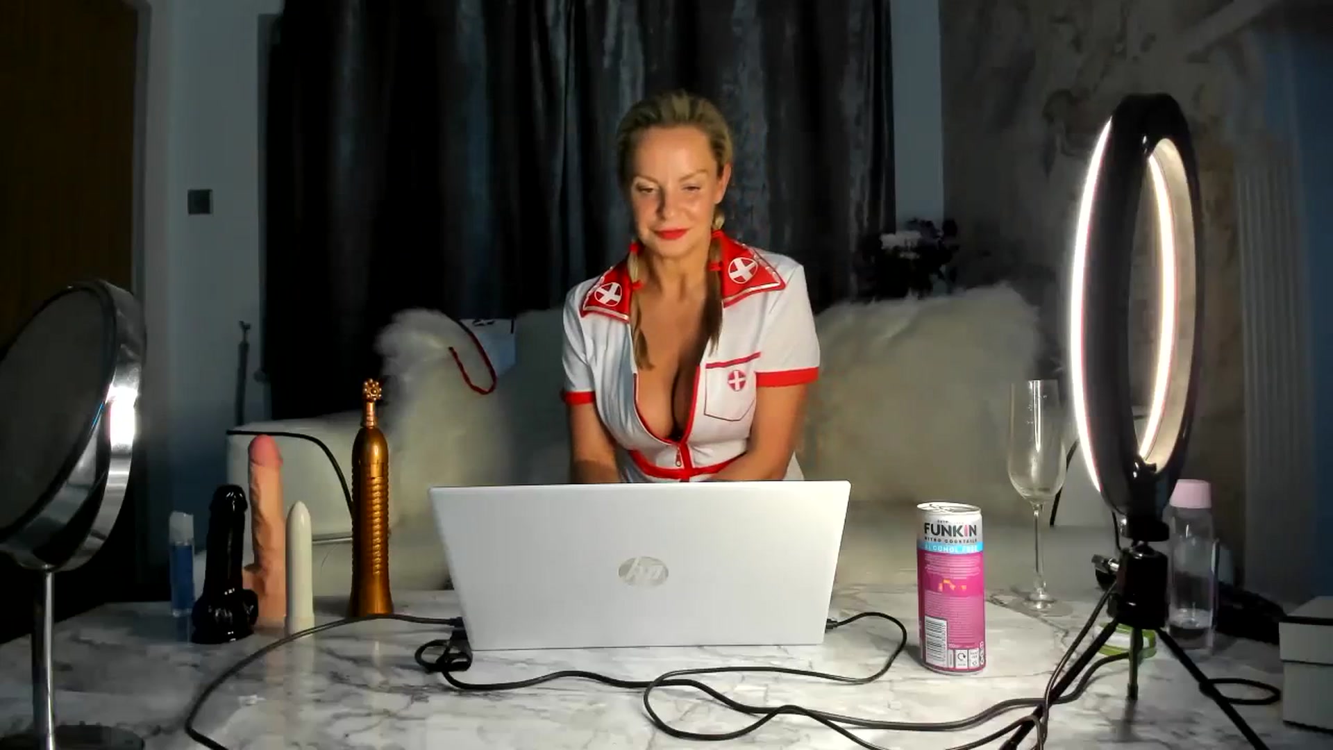 Gallery image thumbnail from Klo35's myfreecams stream on, 08/30/2023, 22:12 image 10 of 20