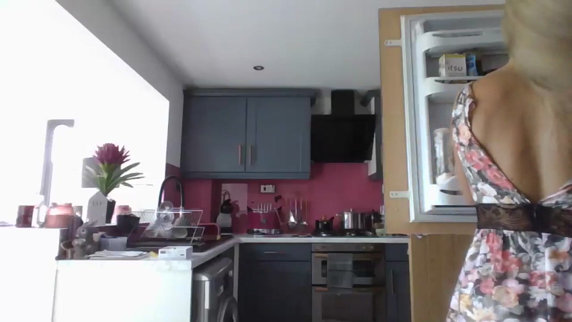 Gallery image thumbnail from Klo35's myfreecams stream on, 09/05/2023, 14:03 image 10 of 20
