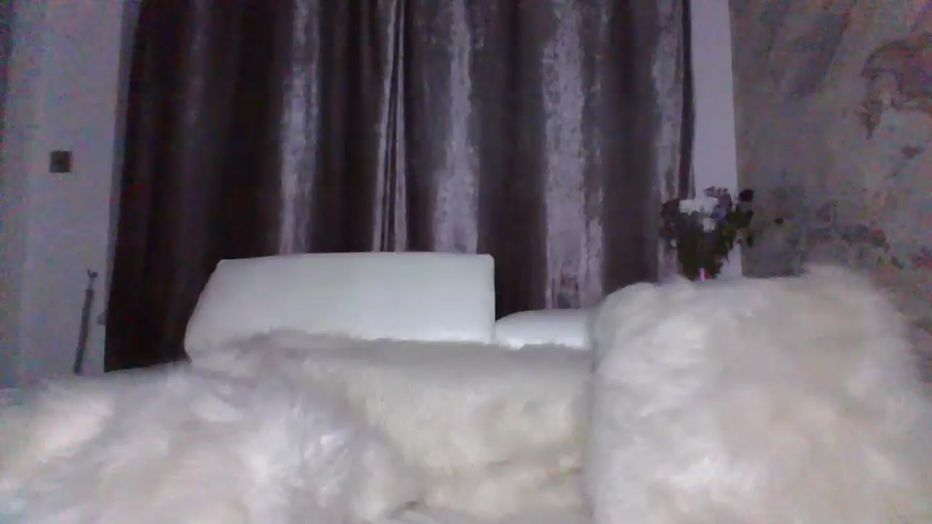 Gallery image thumbnail from Klo35's myfreecams stream on, 09/07/2023, 02:16 image 16 of 20