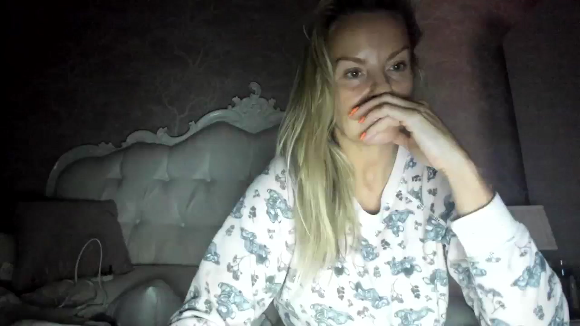 Gallery image thumbnail from Klo35's myfreecams stream on, 09/14/2023, 07:00 image 2 of 20