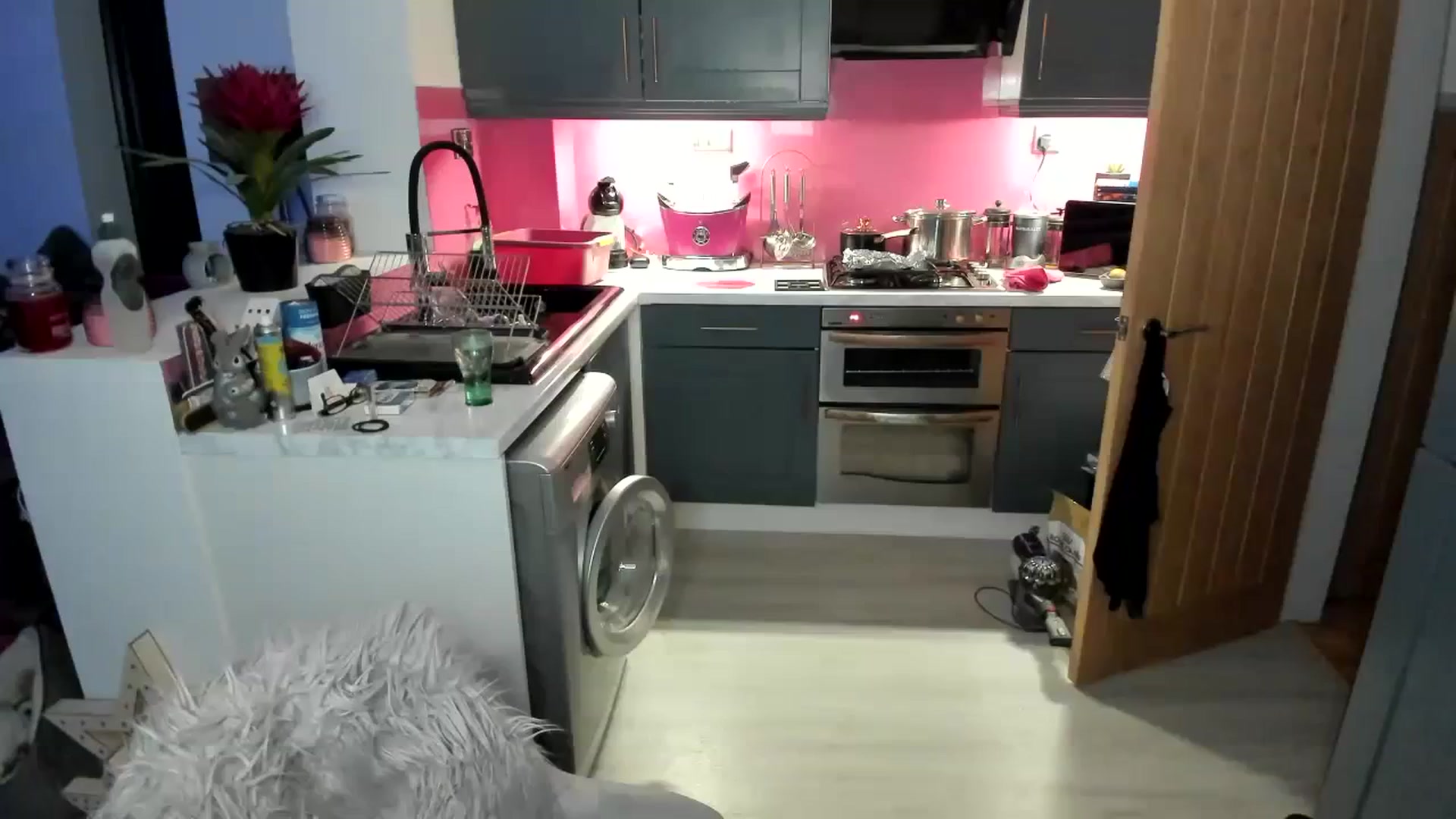Gallery image thumbnail from Klo35's myfreecams stream on, 09/18/2023, 20:37 image 9 of 20